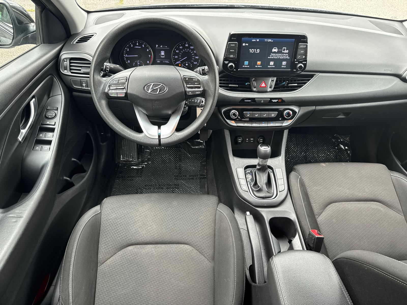 Used 2018 Black Hyundai Base image 22