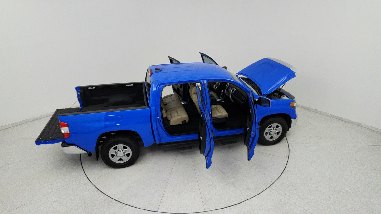 Used 2021 Blue Toyota SR5 image 22