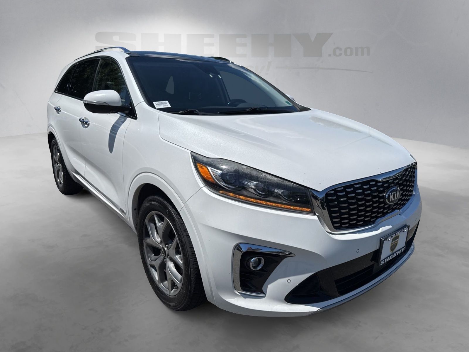 Used 2019 Snow White Pearl Kia SX image 2