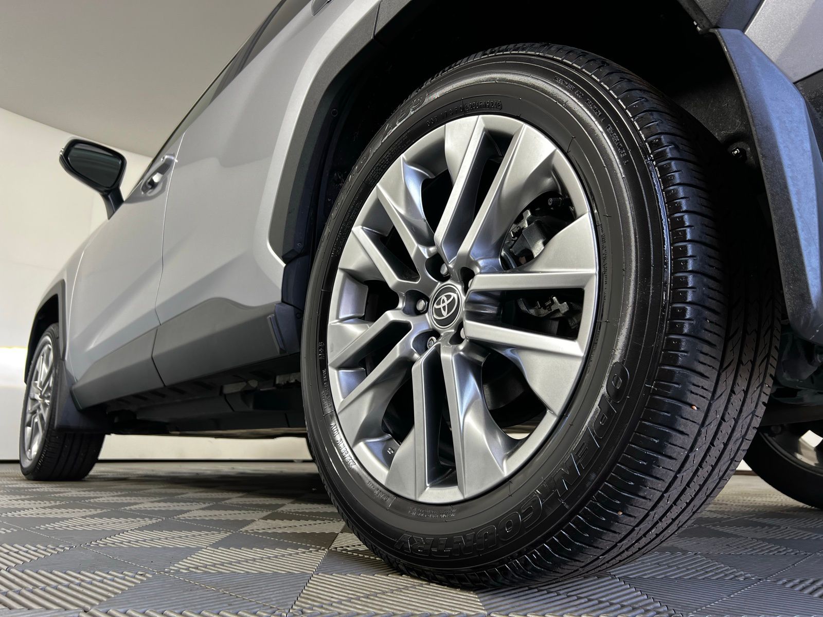 Thumbnail: 2022 Toyota RAV4 - 26