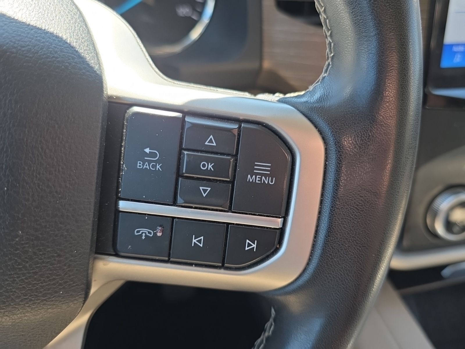 Used 2024 Silver Ford Limited image 37
