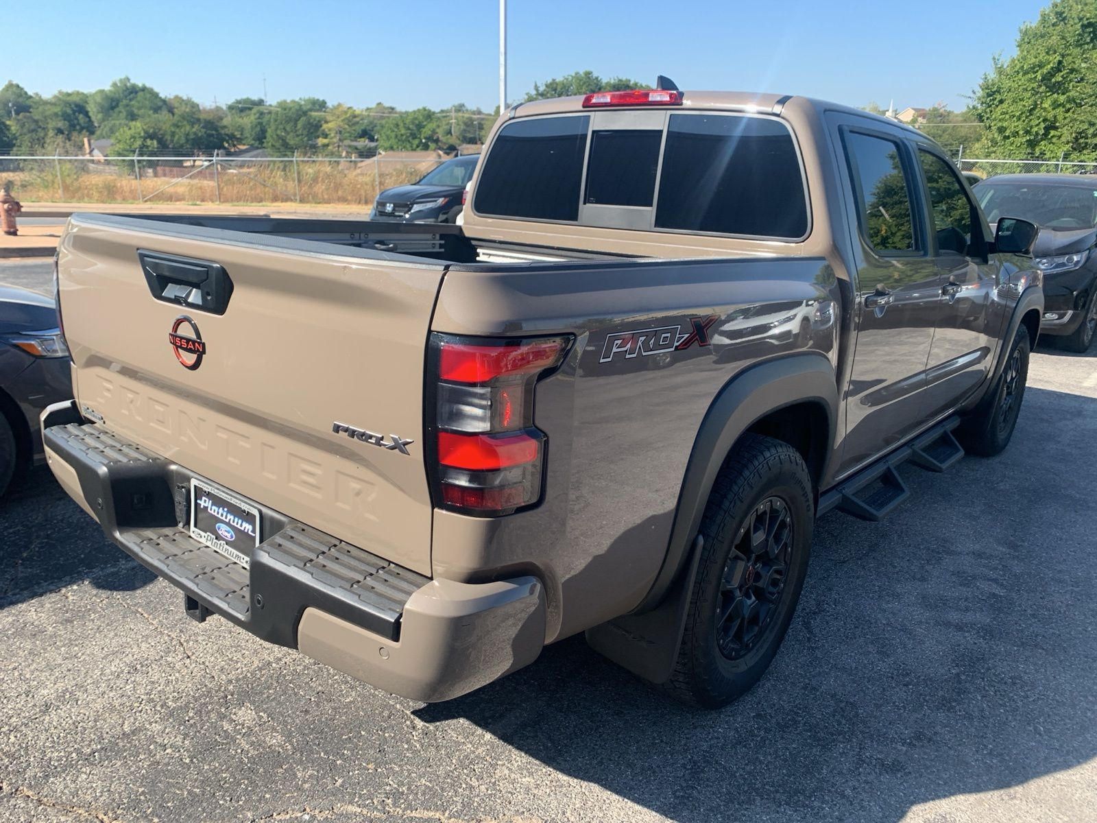 2022 Nissan Frontier PRO-X 6