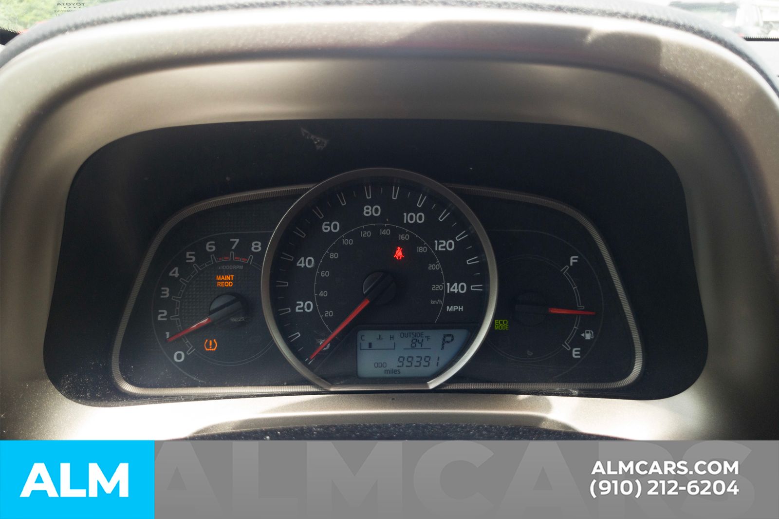 Used 2015 Super White Toyota XLE image 15