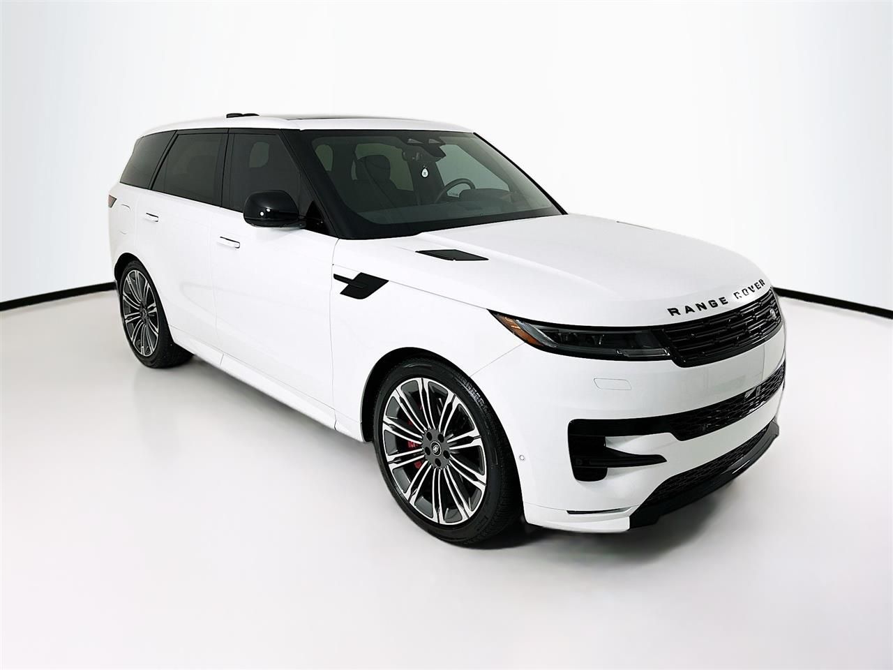 Fuji White 2025 Land Rover Range Rover Sport P530 Dynamic SE AWD SUV / Crossover All-Wheel Drive 8-Speed Automatic