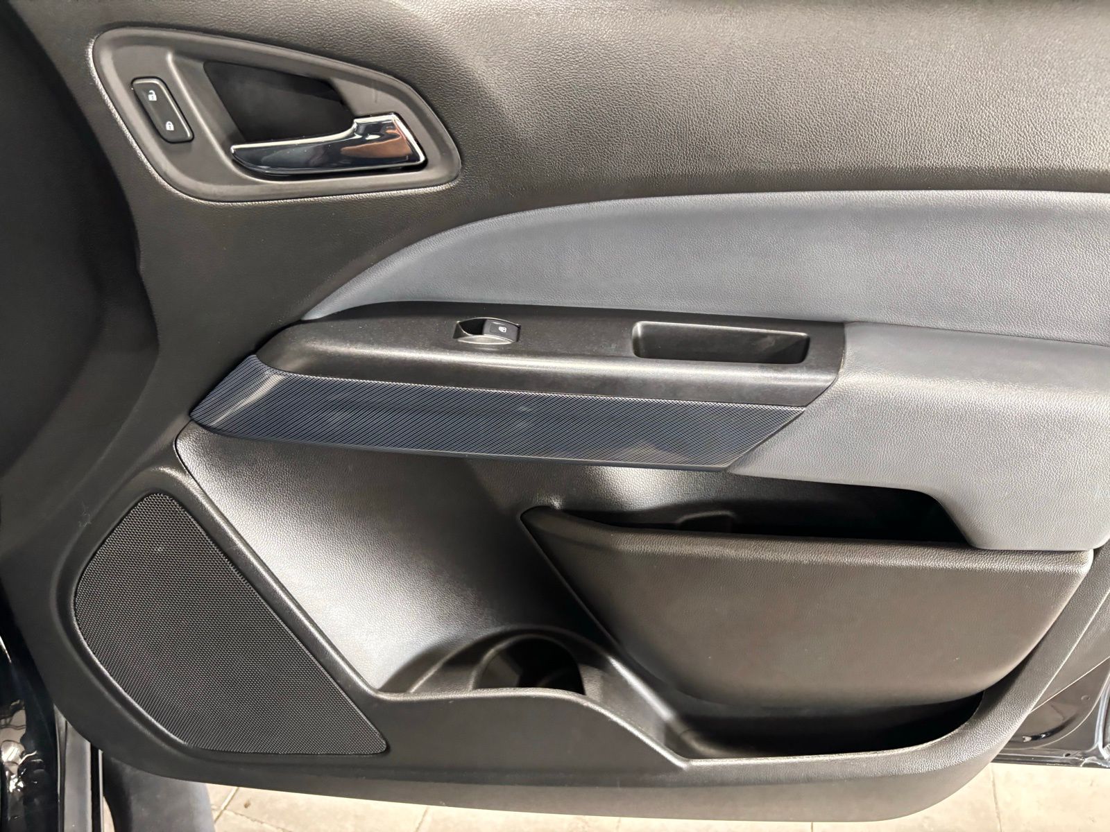 Used Car 2019 Chevrolet Colorado  Z71 For Sale Under $25,000 In Austin, Texas
