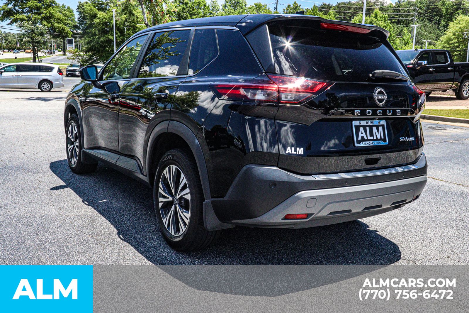 2023 Nissan Rogue SV photo 6
