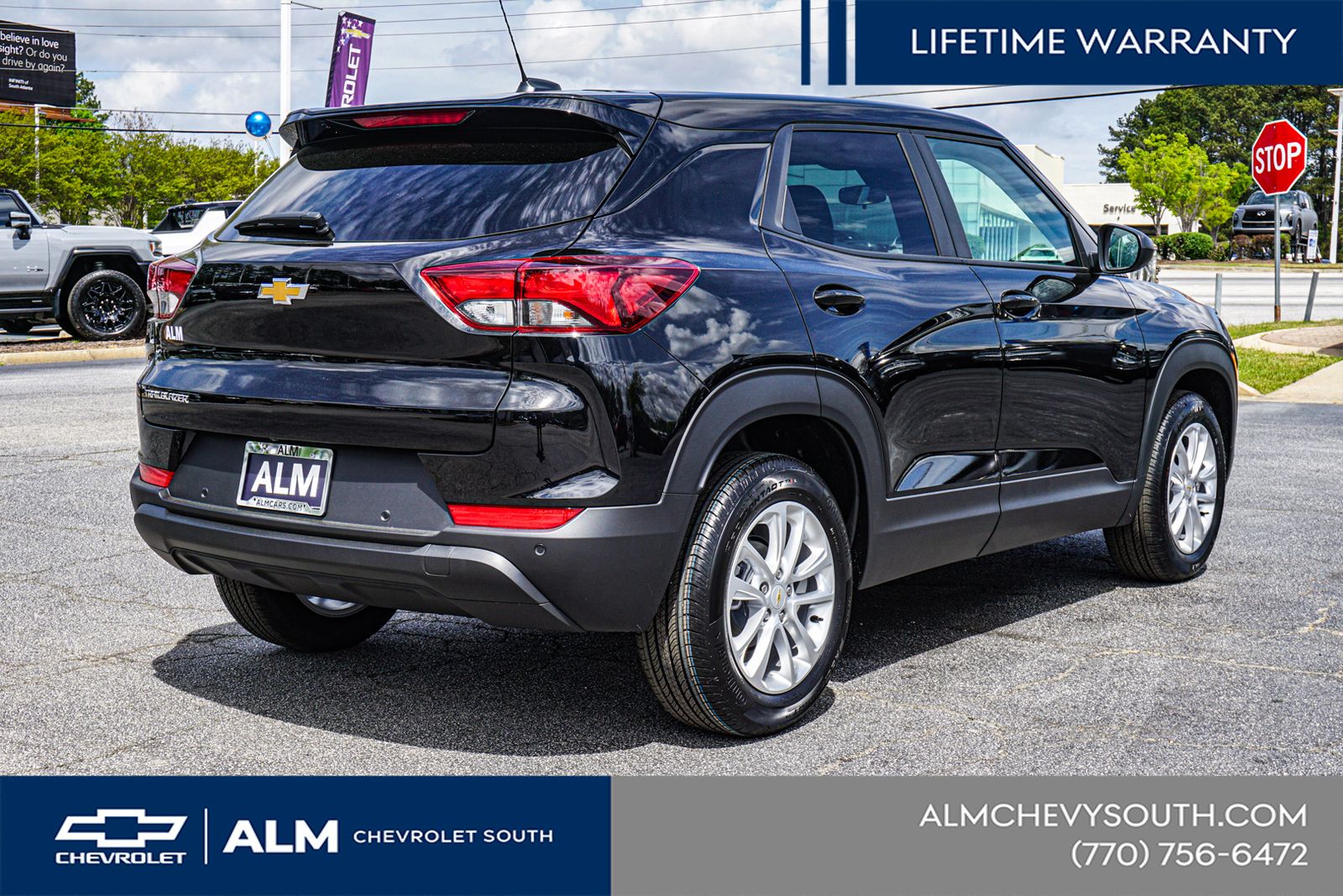 View vehicle photo 6