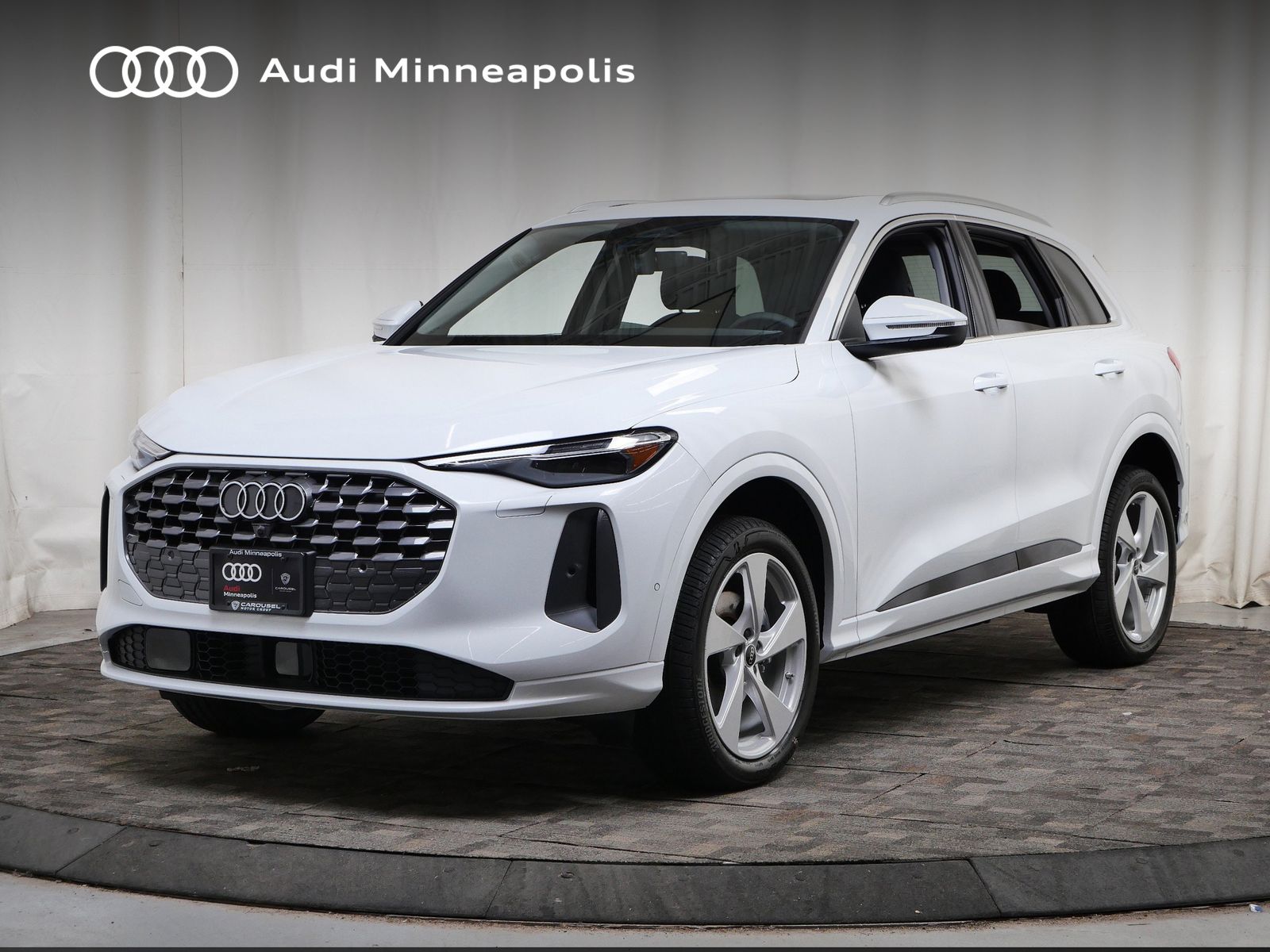 Glacier White Metallic 2026 Audi Q5 SUV / Crossover All-Wheel Drive 7-Speed Automatic