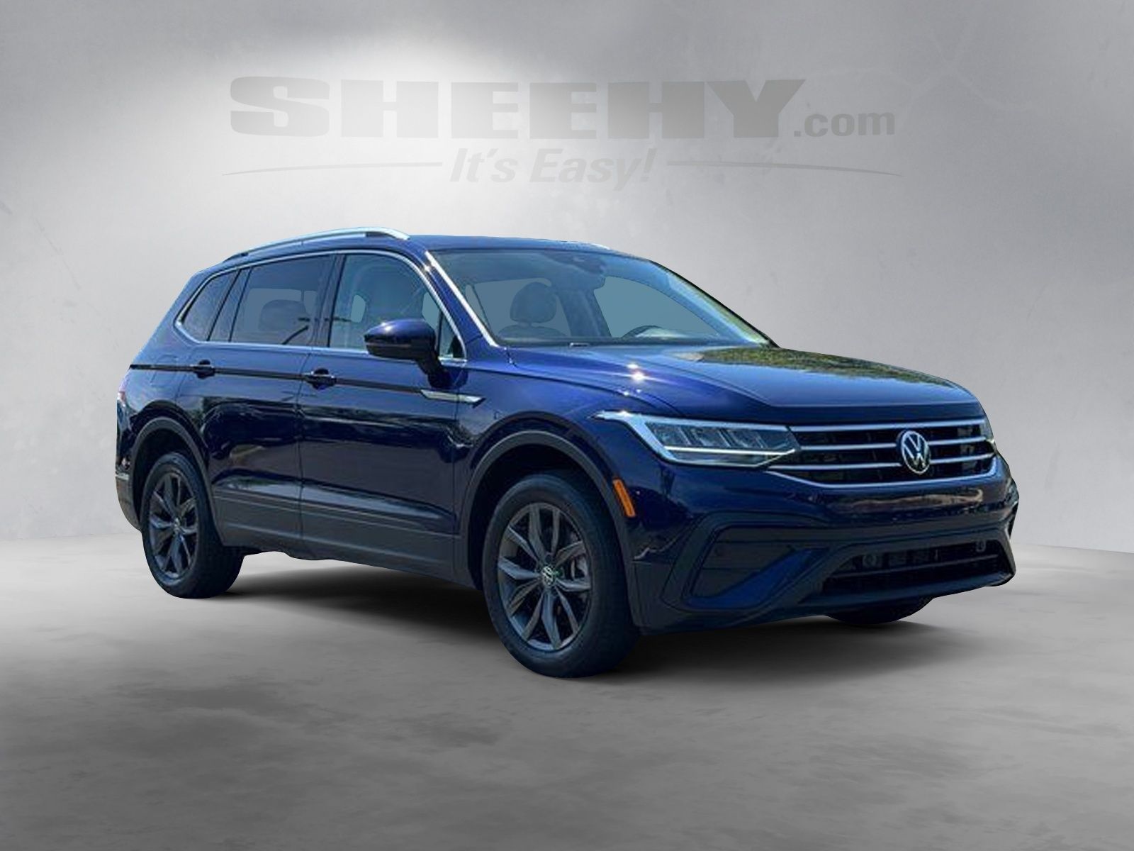 Used 2023 Blue Volkswagen 2.0T SE image 2