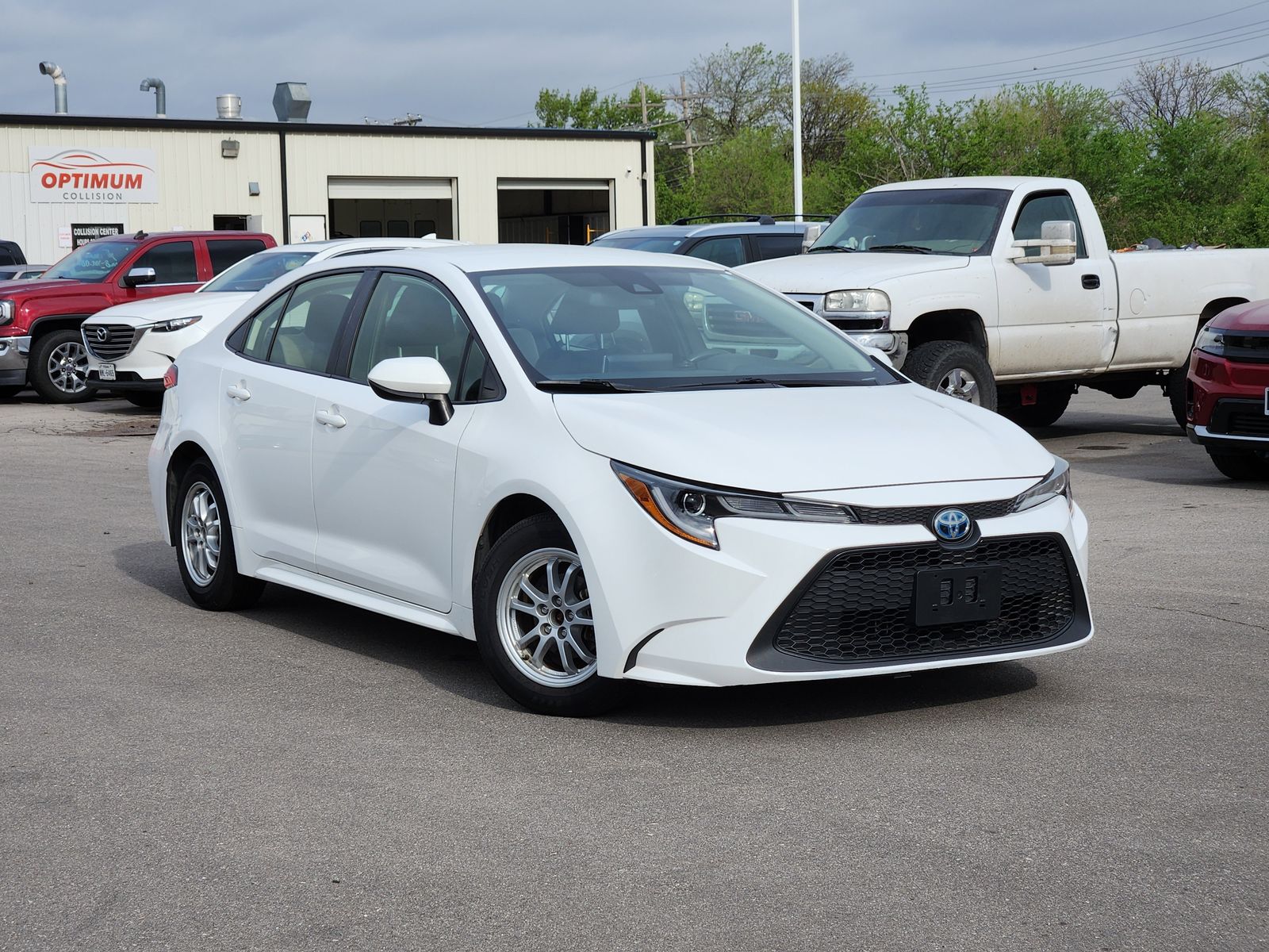 Blue 2020 Toyota Corolla Hybrid LE FWD Sedan Front-Wheel Drive Continuously Variable Transmission