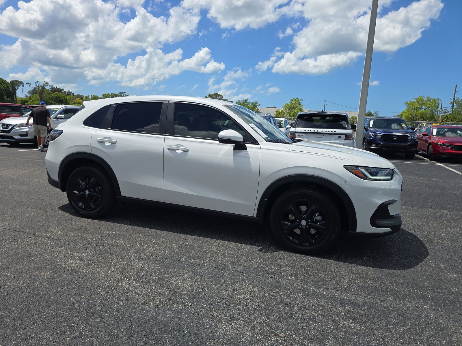 View vehicle photo 2