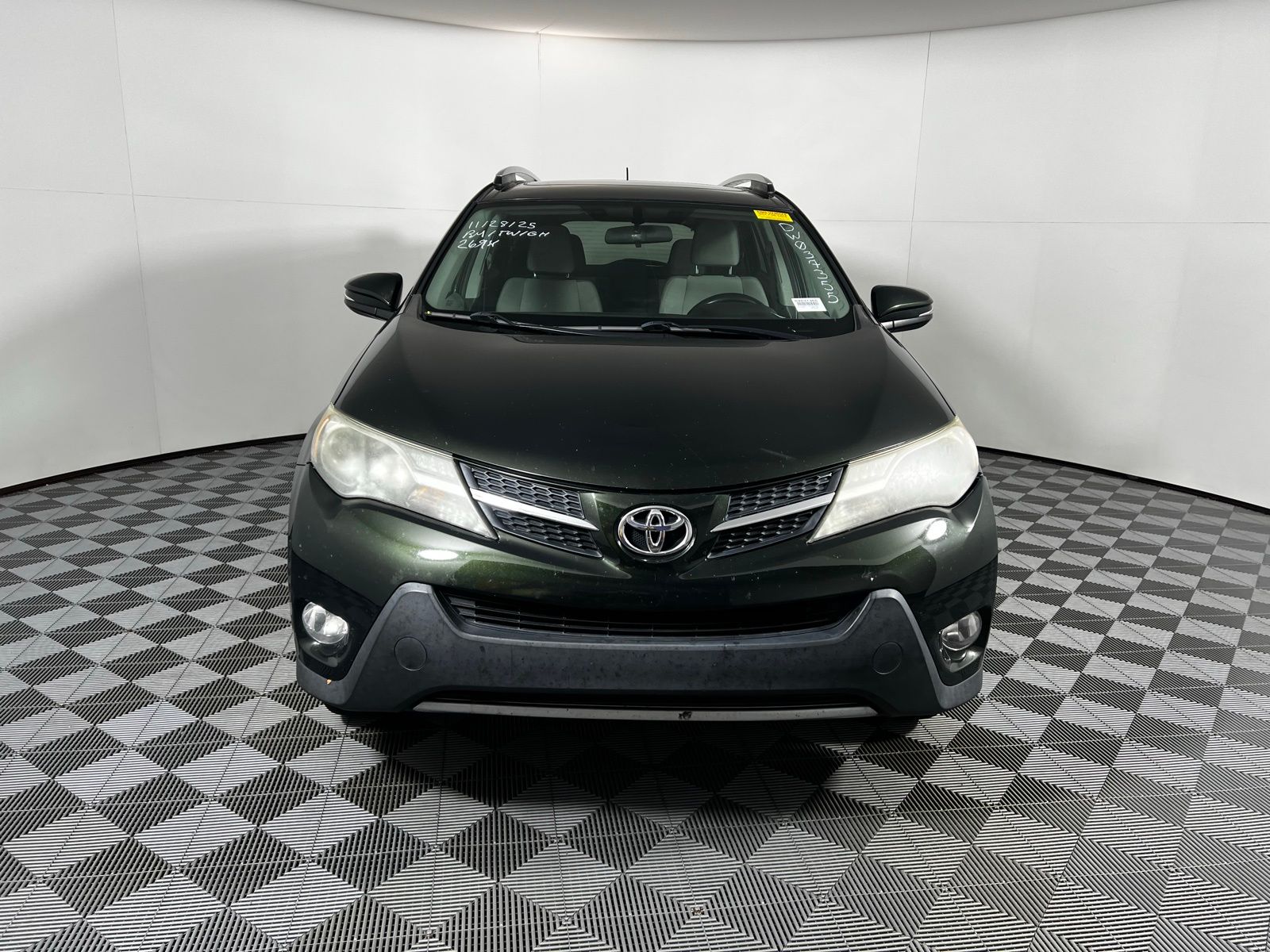 Thumbnail: 2013 Toyota RAV4 - 2