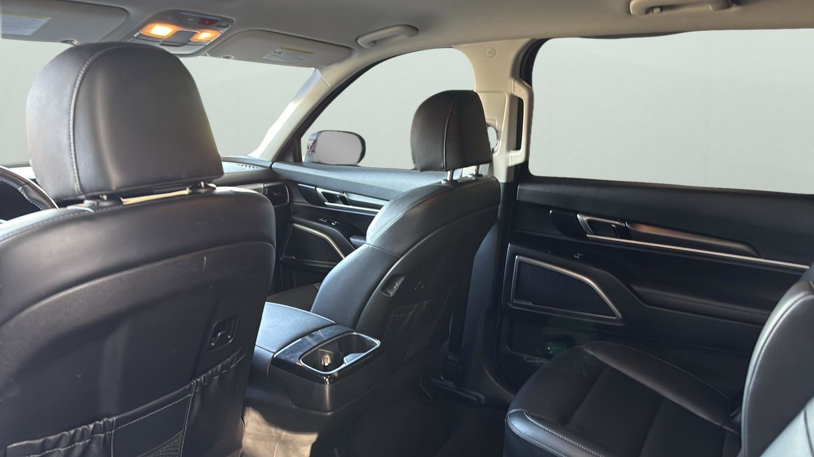 Used Car 2023 Kia Telluride  S For Sale Under $35,000 In Austin, Texas