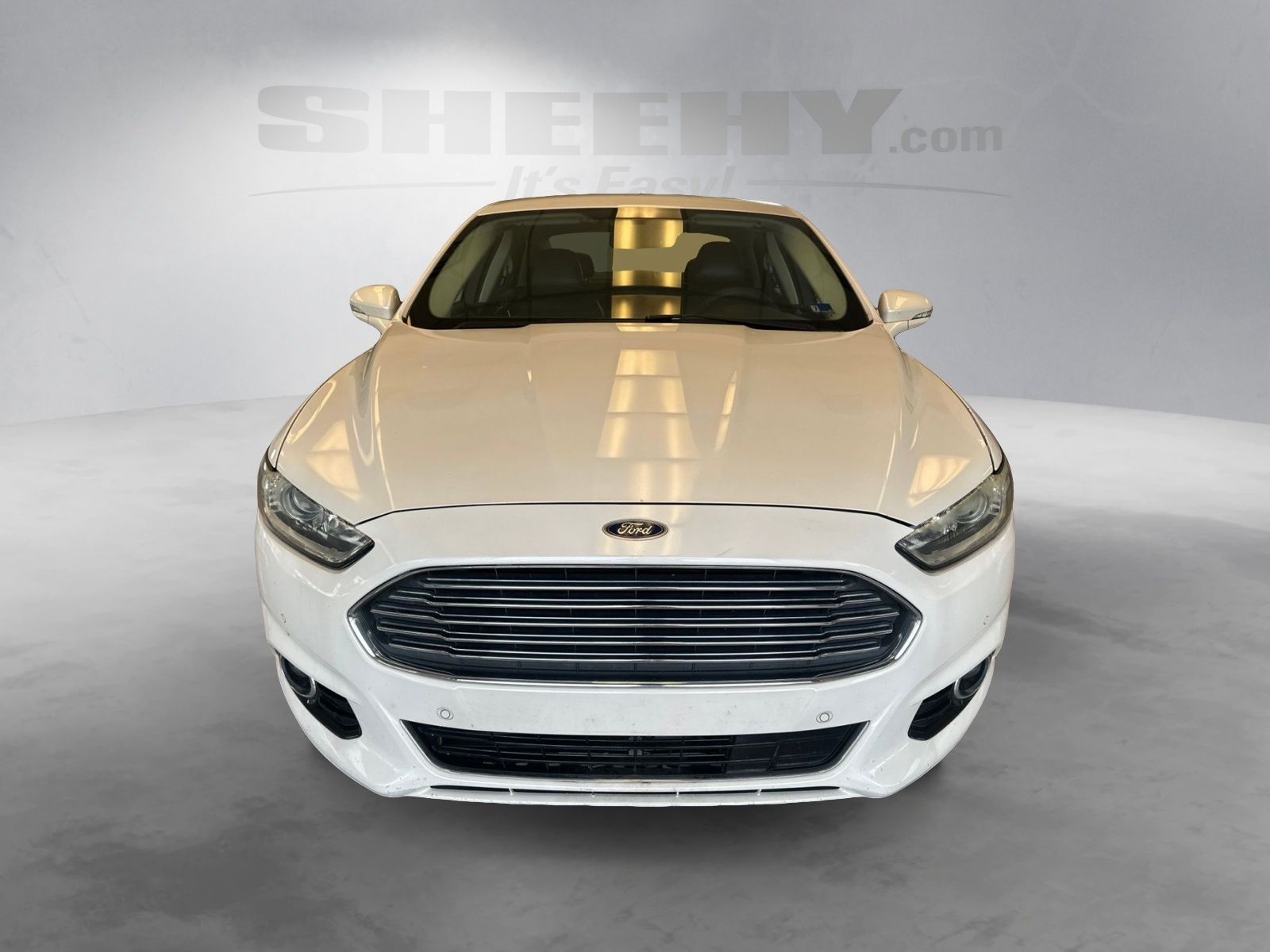Used 2014 White Platinum Clearcoat Metallic Ford Titanium image 16
