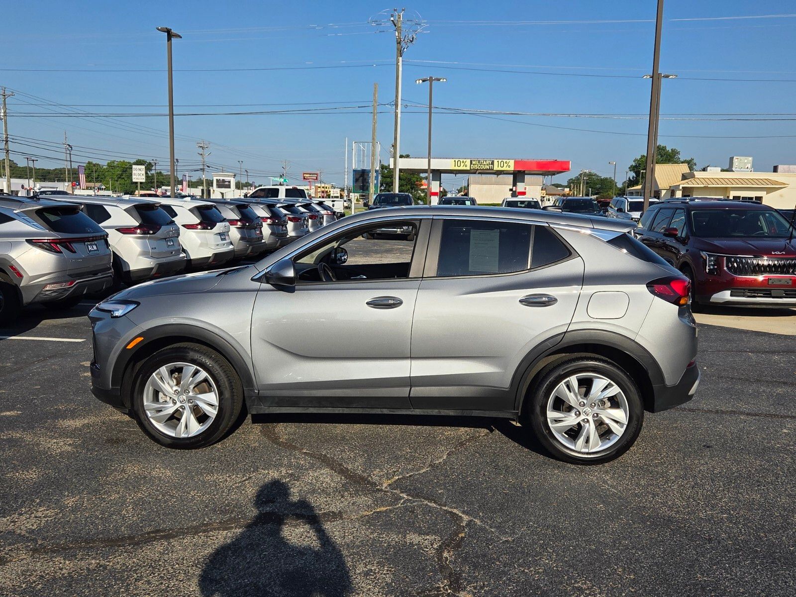 Used 2025 Gray Metallic Buick Preferred image 4