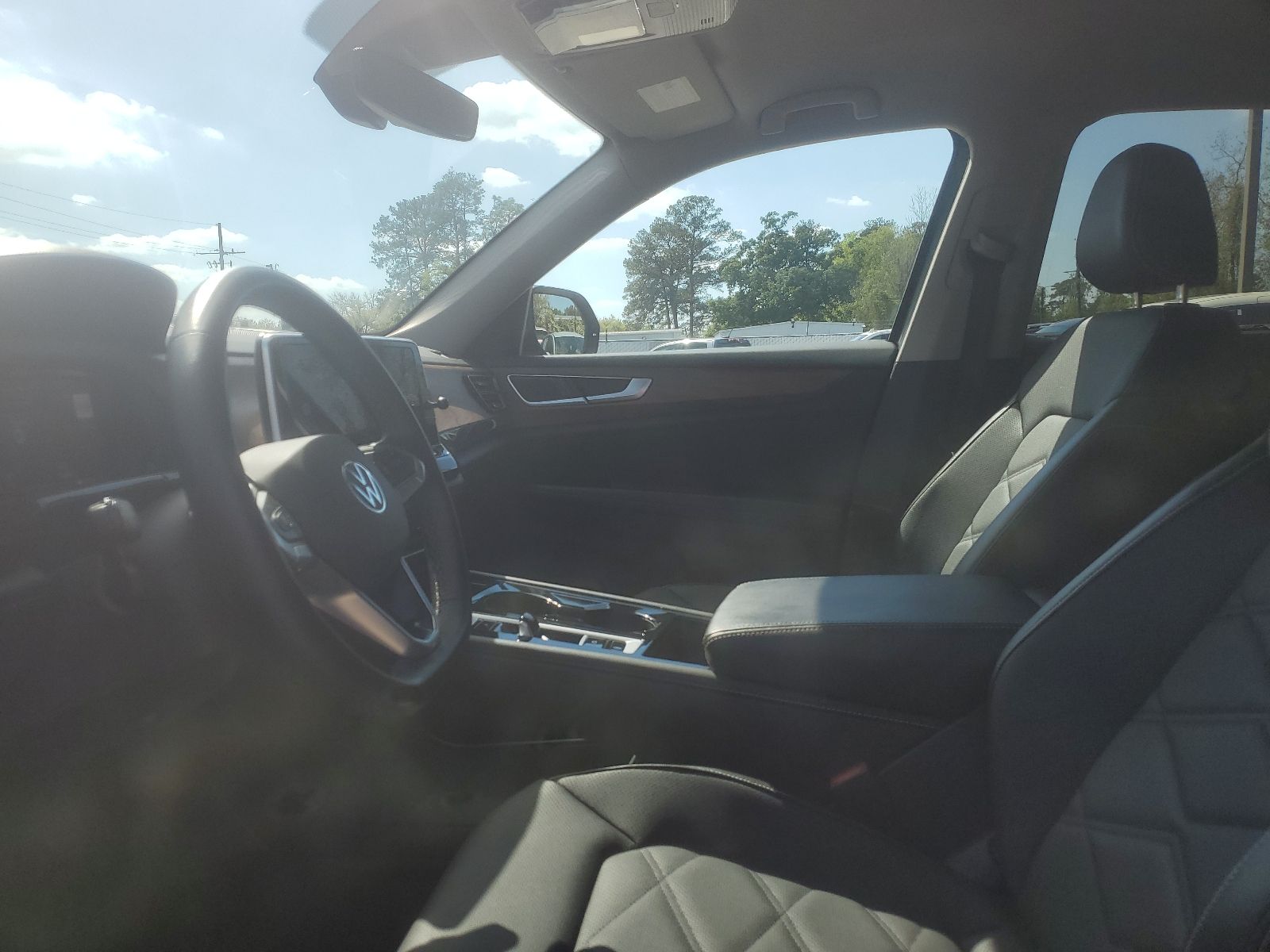 2025 Volkswagen Atlas 2.0T SE w/Technology - 7