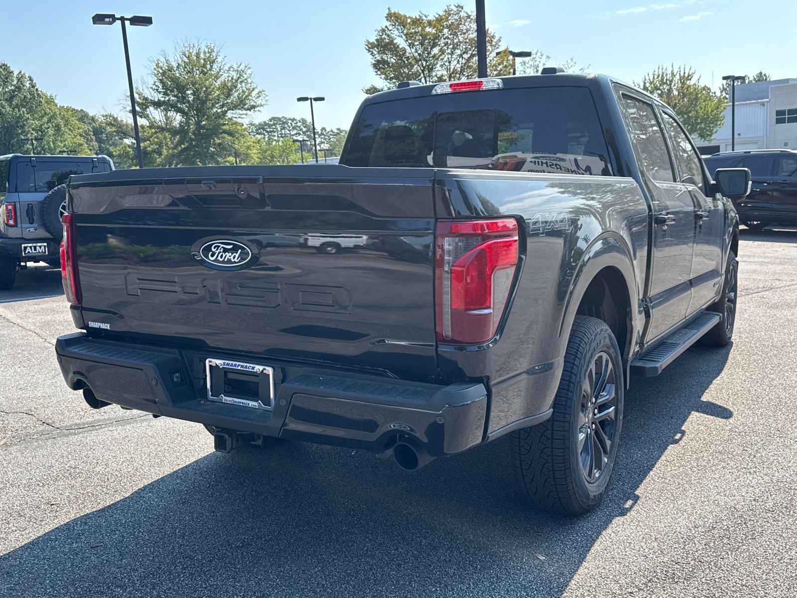 2025 Ford F-150 XLT photo 2