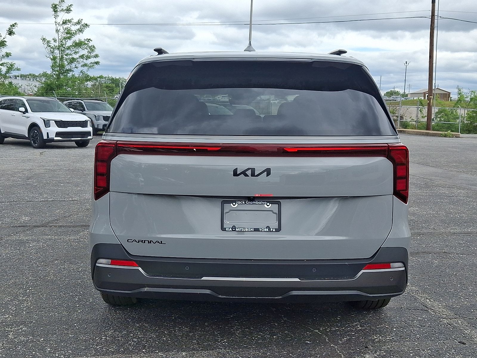 2026 Kia Carnival SX - Photo 6