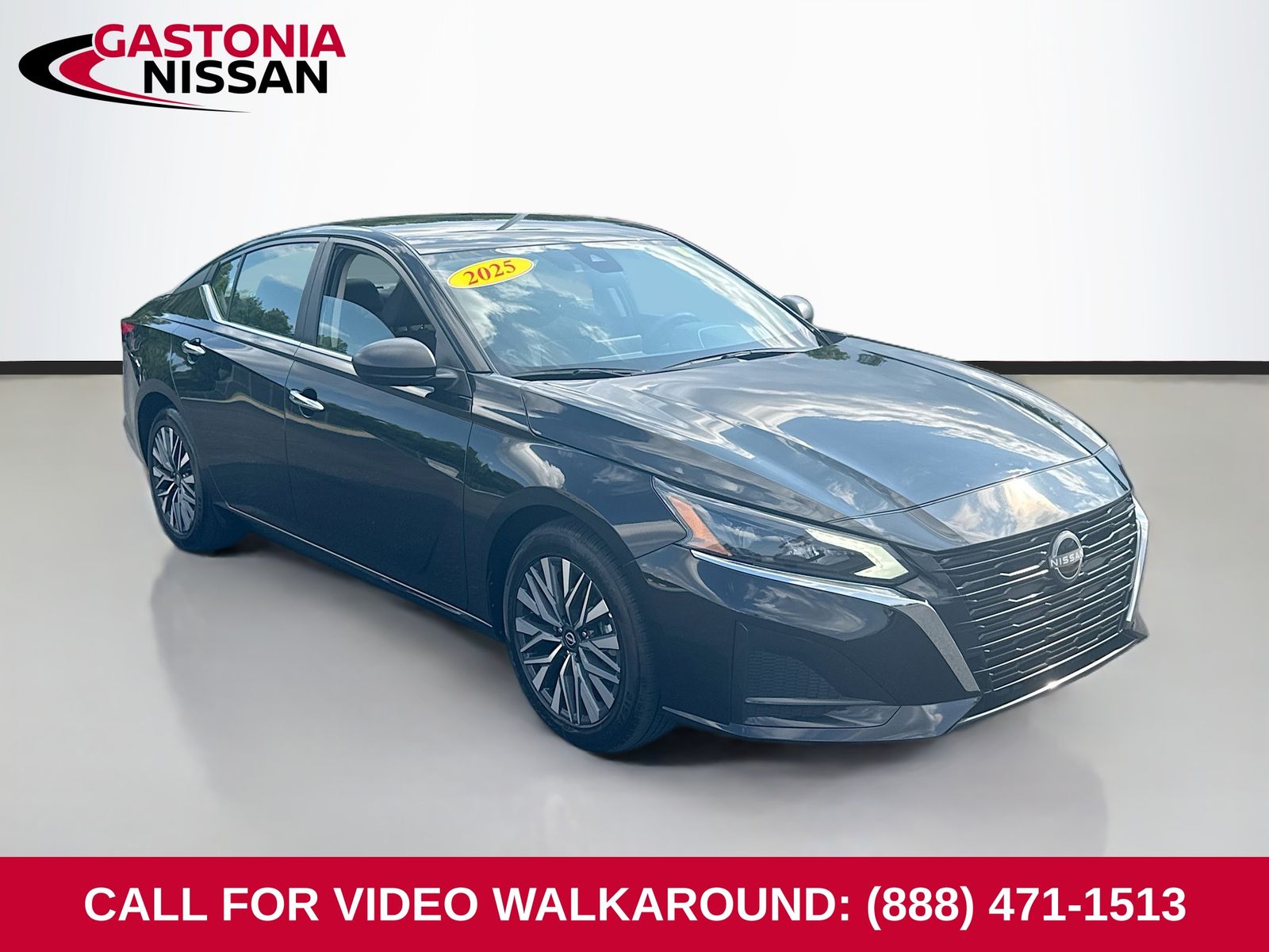 Super Black Clearcoat 2025 Nissan Altima Sedan Front-Wheel Drive Continuously Variable Transmission