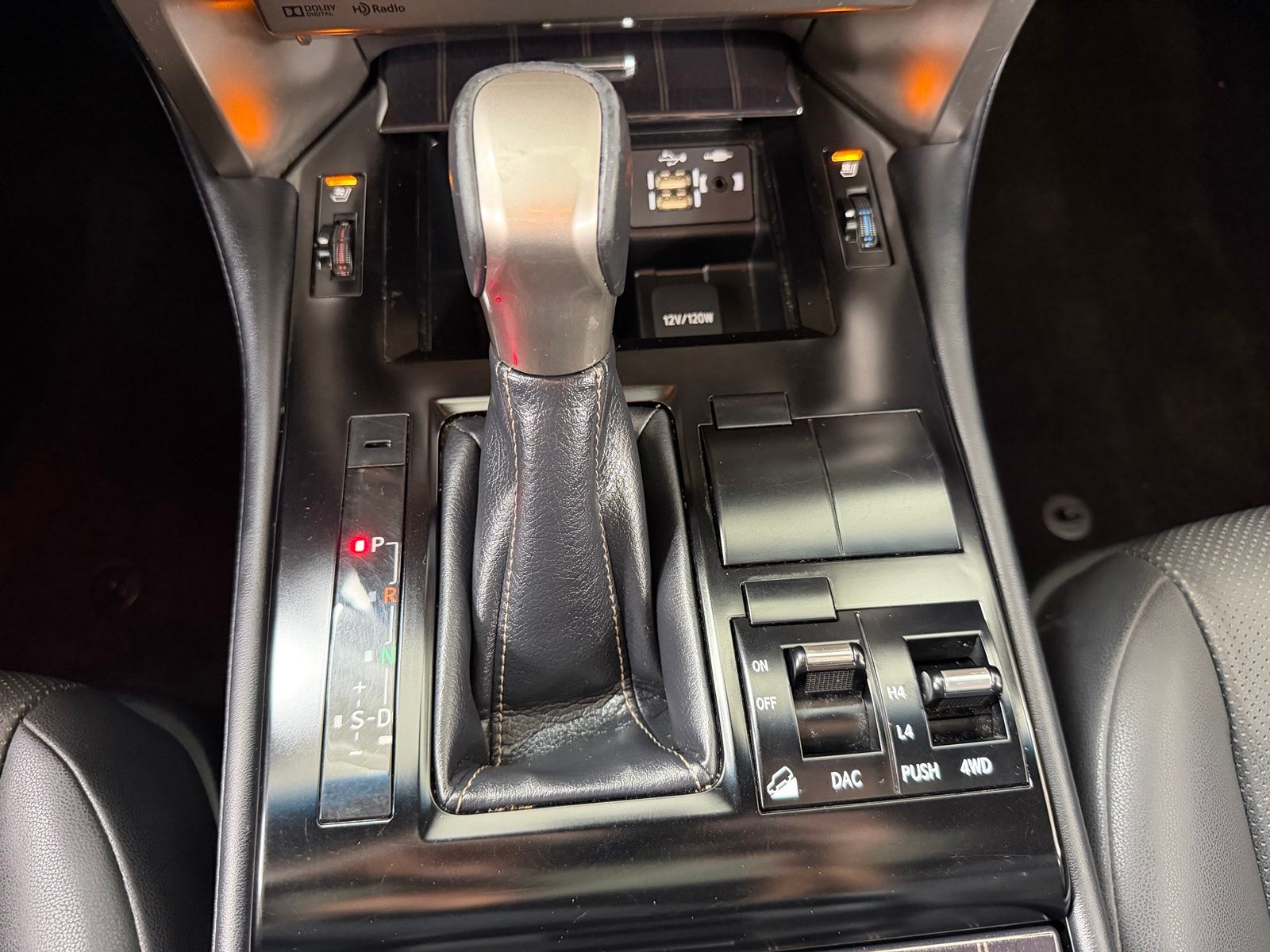 Used 2021  Lexus 460 image 20