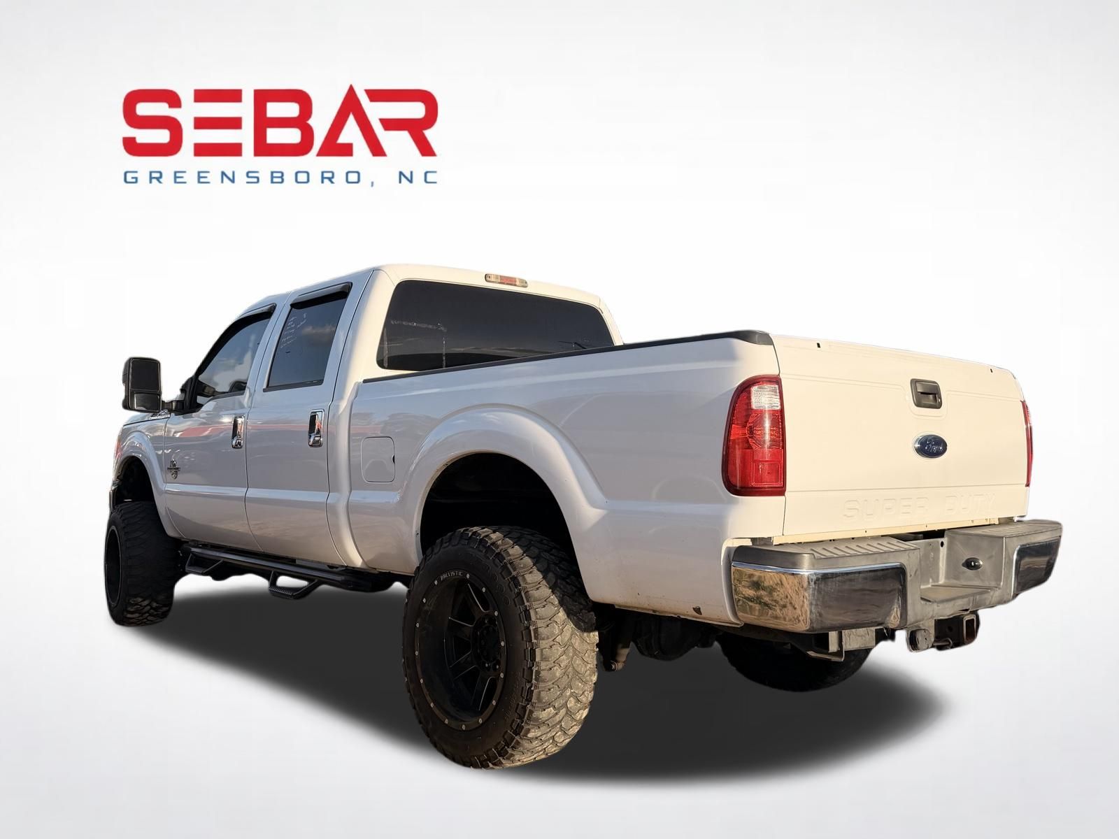 View vehicle photo 4