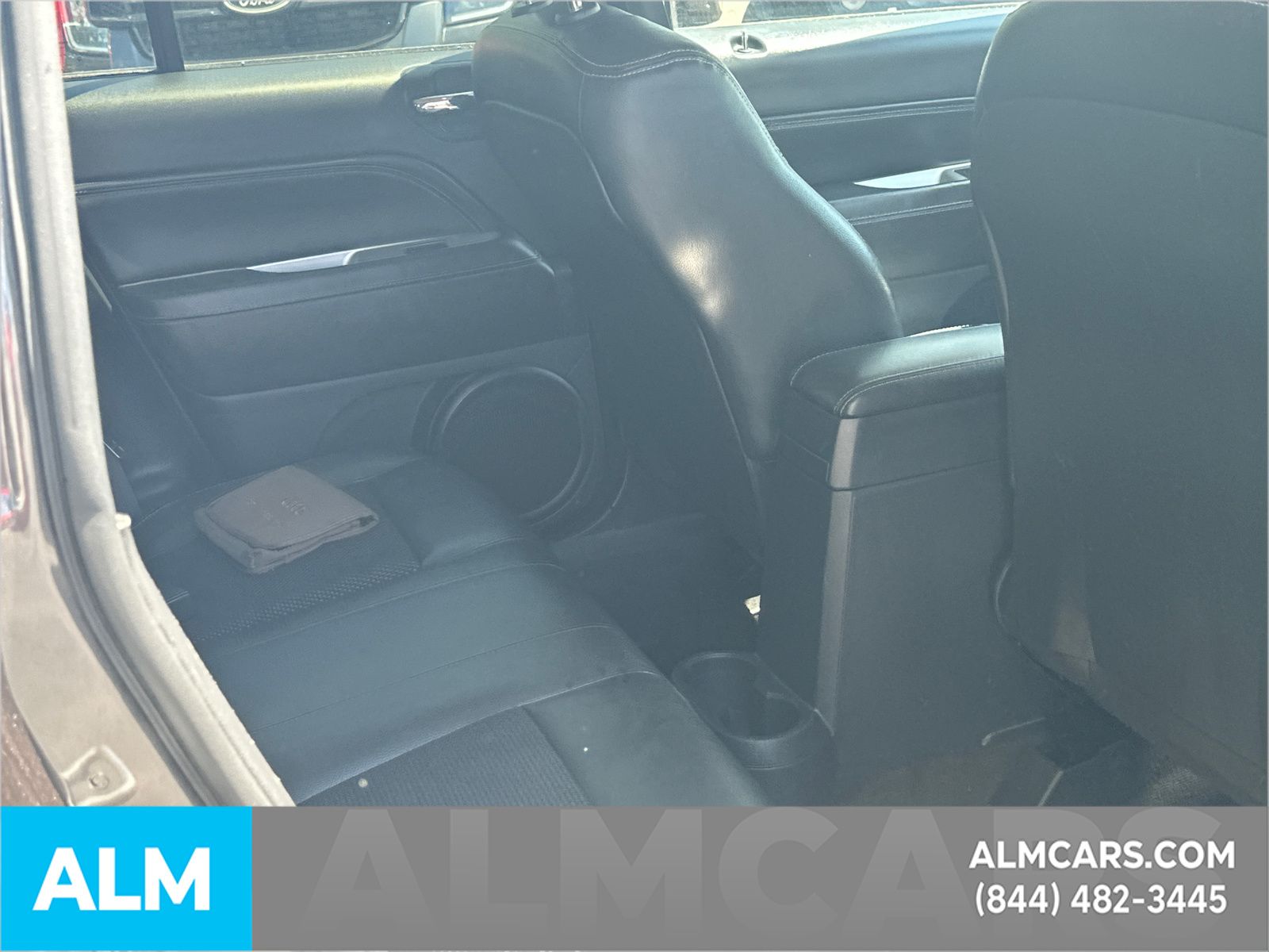 Used 2016 Granite Crystal Clearcoat Metallic Jeep Latitude image 31