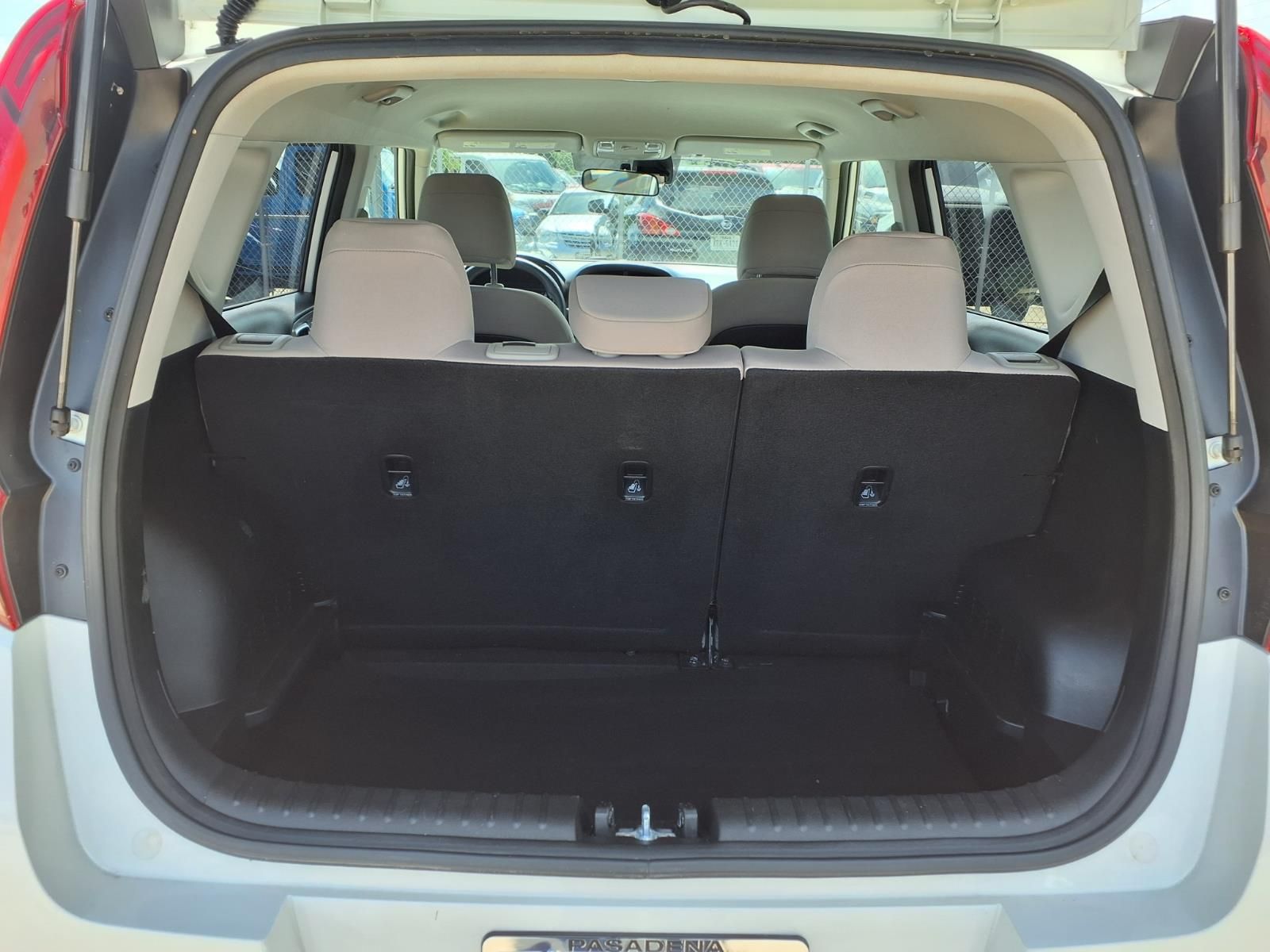 2022 Kia Soul LX White at Gullo Toyota