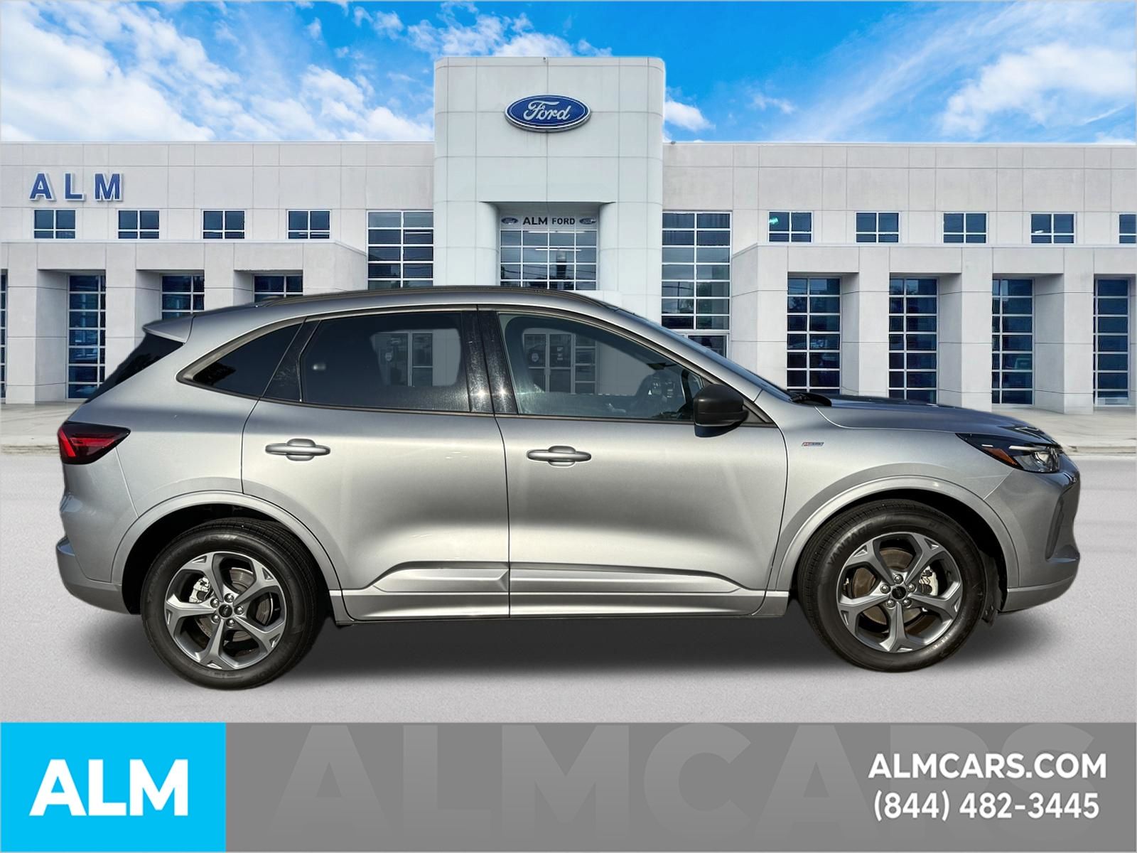 Used 2023 Iconic Silver Metallic Ford ST-Line image 5