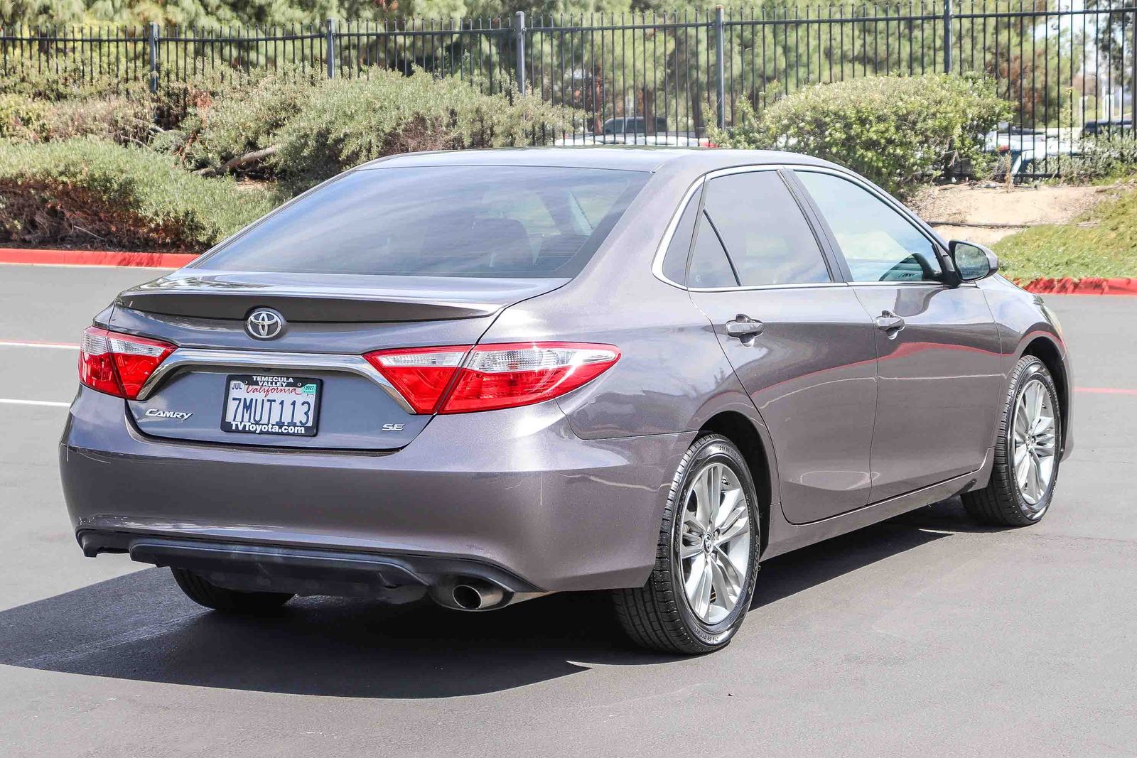 Used 2015 Gray Toyota SE image 7