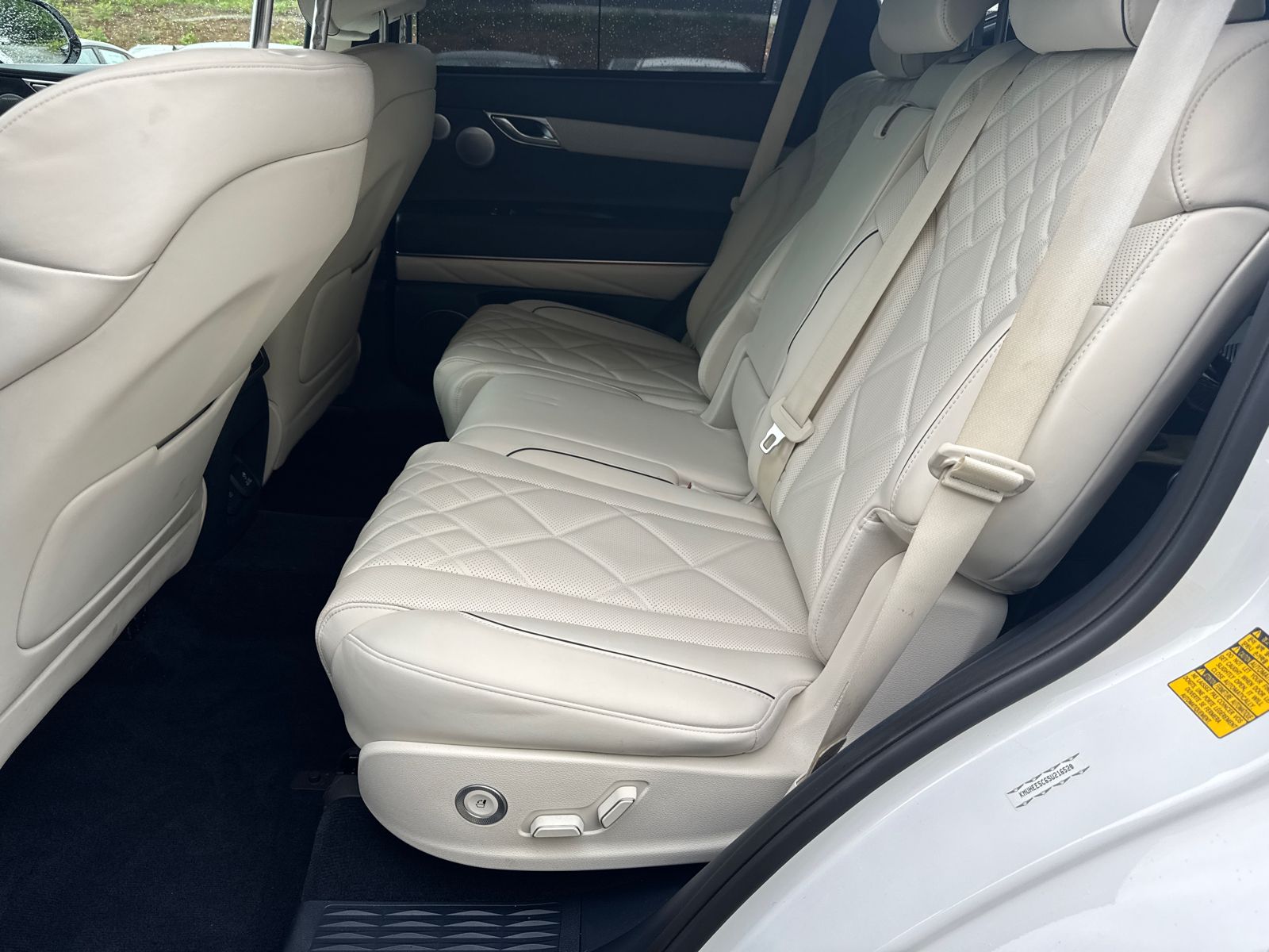 Used 2025 White Genesis 3.5T Prestige image 21
