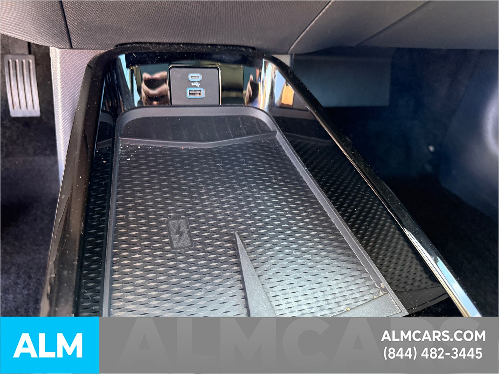 Used 2024 Gray Metallic Ford Premium image 20