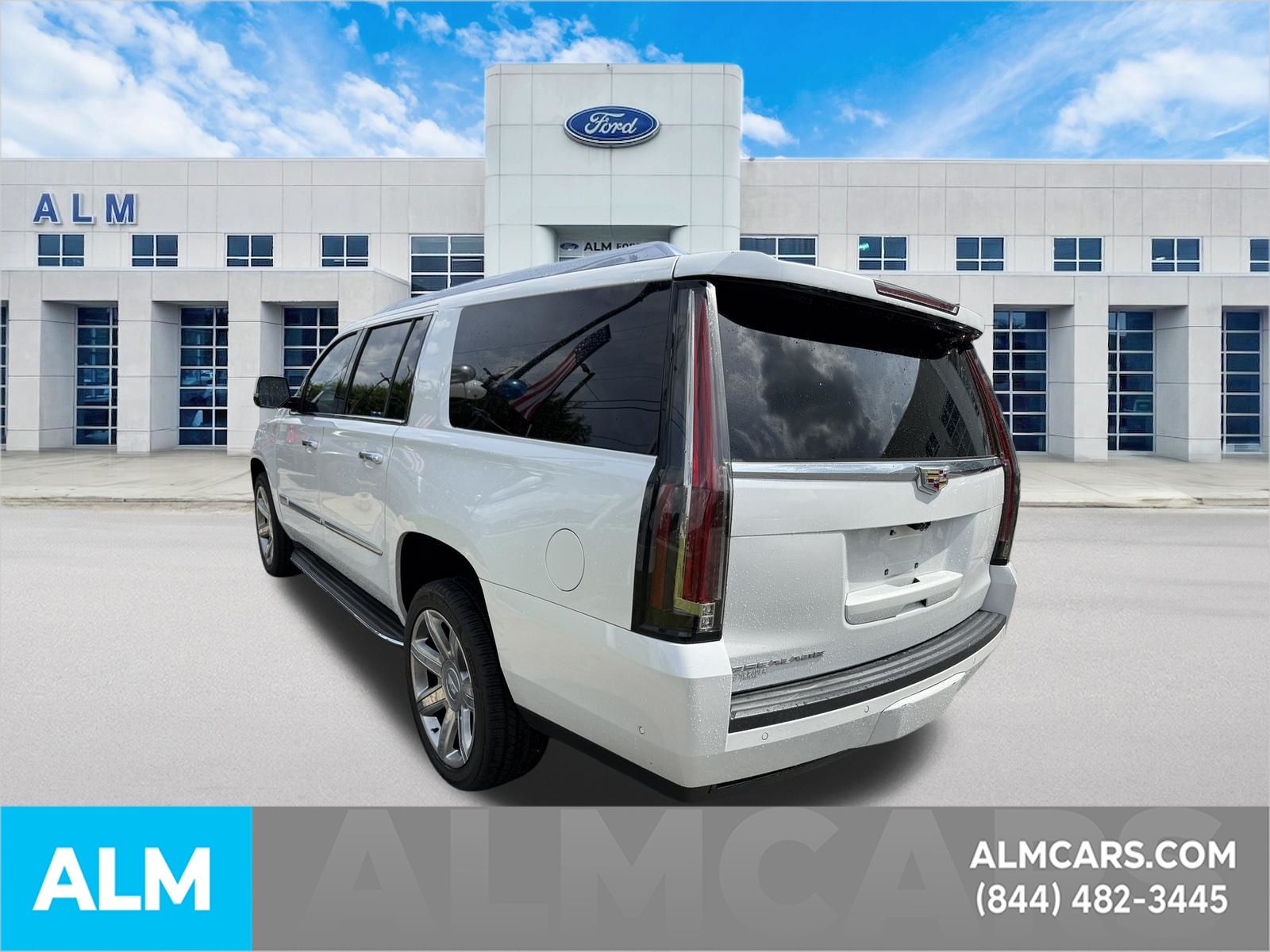 Used 2020 White Cadillac Luxury image 9