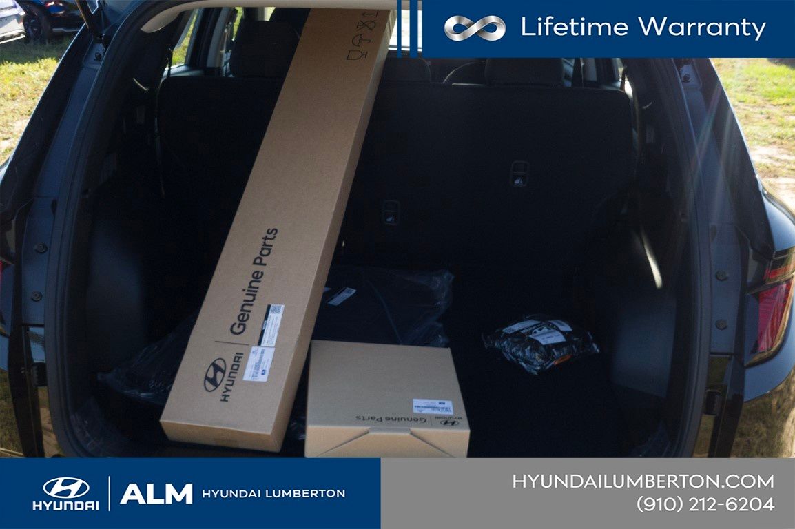 New 2026 Phantom Black Hyundai SE FWD image 7