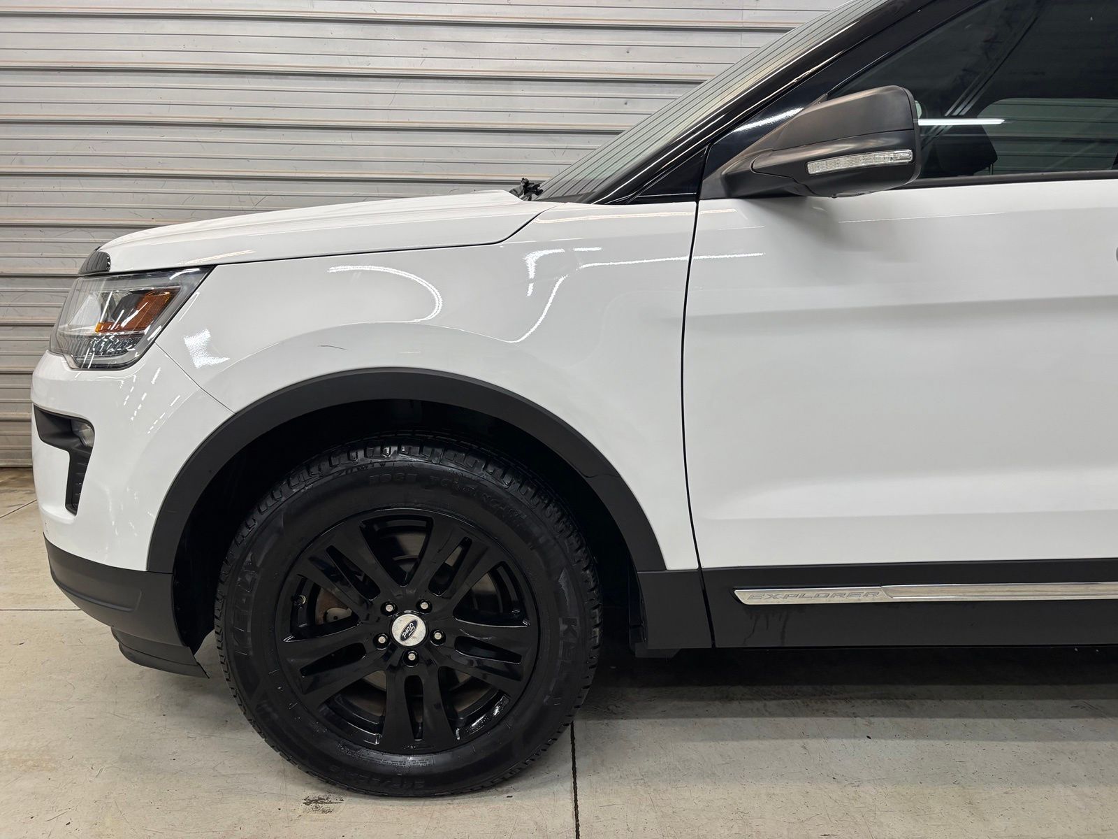 Photo 4 of 2019 Ford Explorer XLT