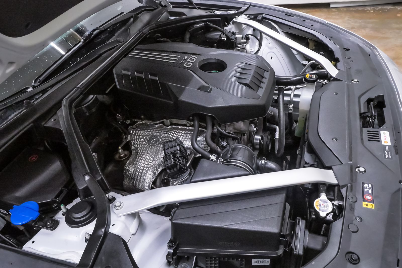 2019 Genesis G70 2.0T Advanced Silver at Autostrade