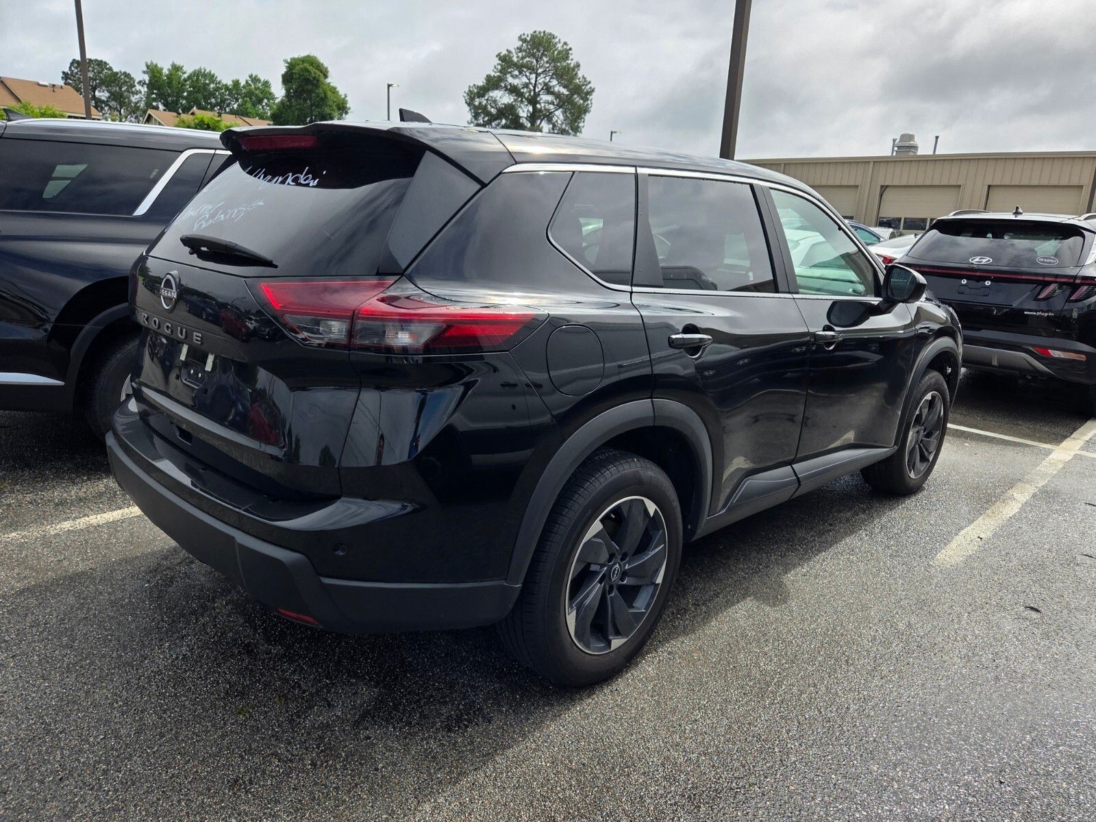 Used 2025 Black Nissan SV image 9