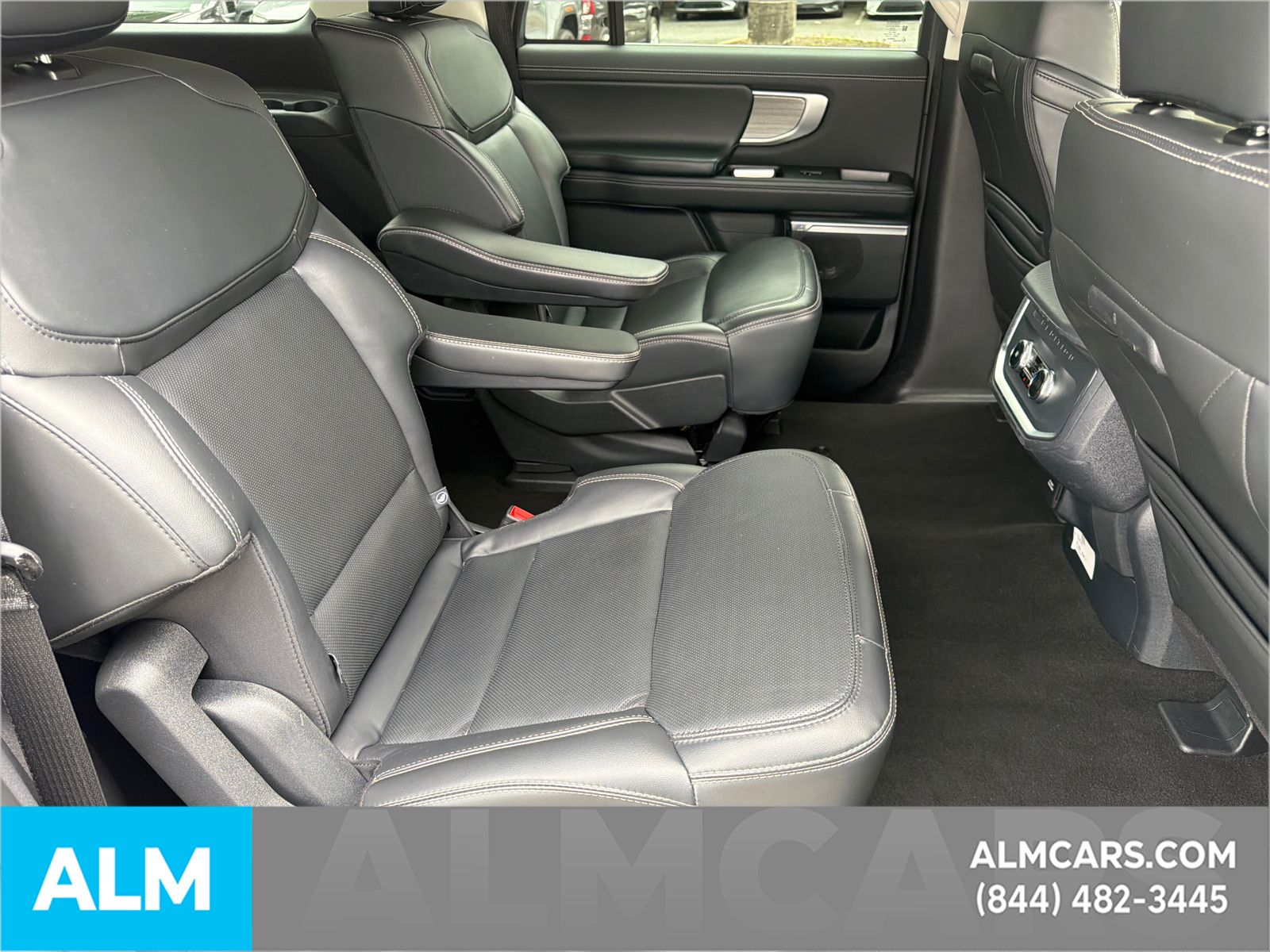 Used 2025 White Ford Platinum image 17