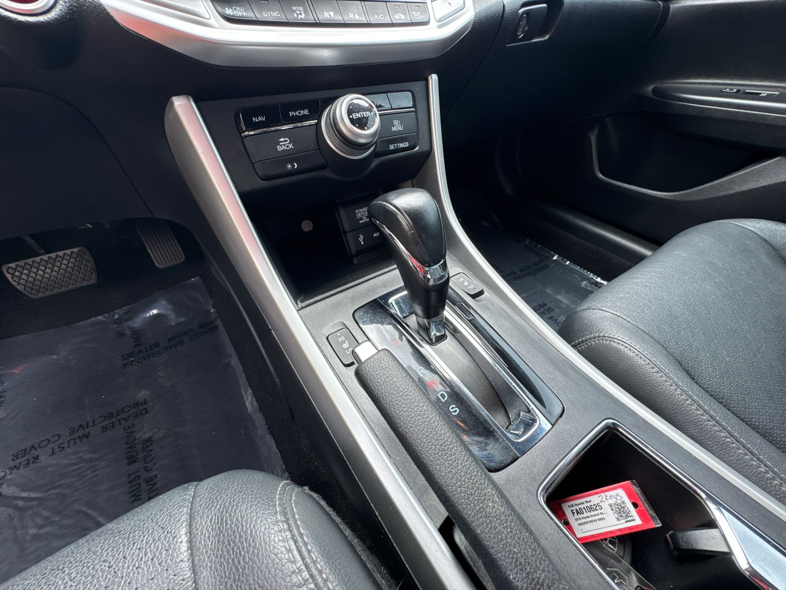 Used 2015  Honda EX-L image 29
