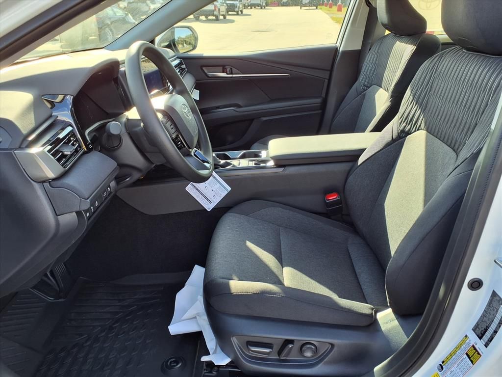 2026 Toyota Camry LE - 10