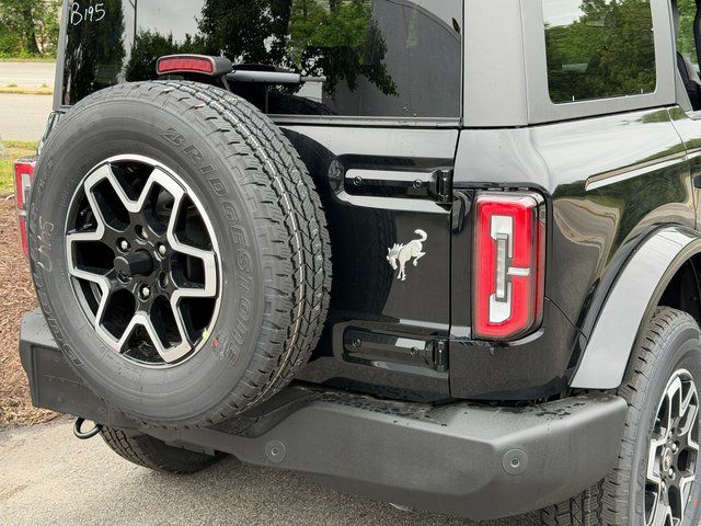 New 2026 Shadow Black Ford Outer Banks image 15