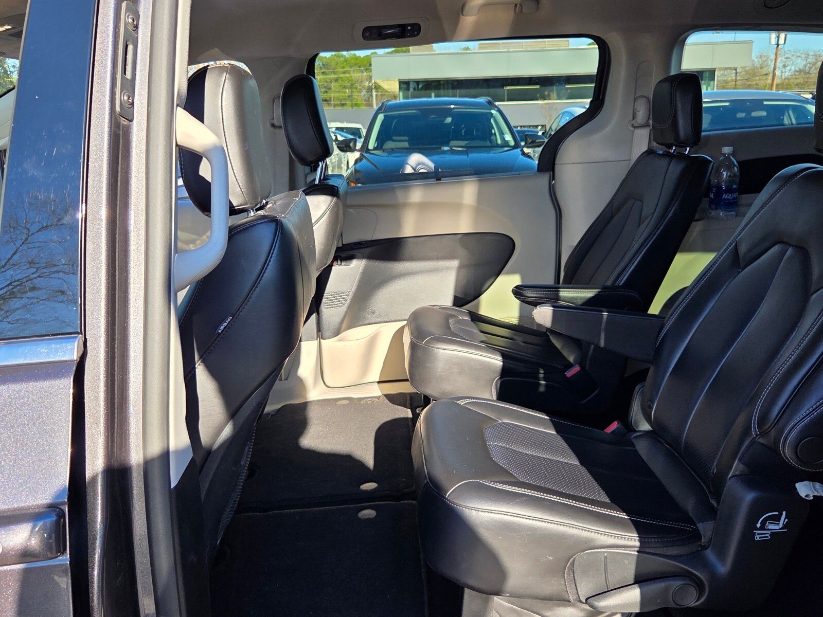 2023 Chrysler Pacifica Touring L - Photo 12