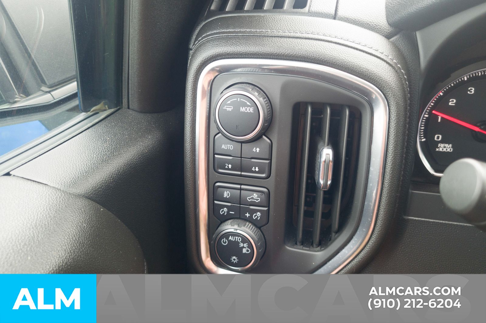 Used 2021 Summit White Chevrolet LT Trail Boss image 16