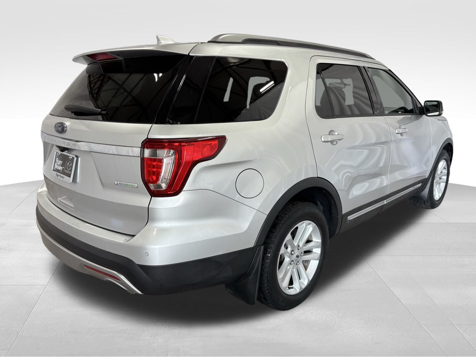 Used Car 2017 Ford Explorer  Xlt For Sale Under $20,000 In Austin, Texas