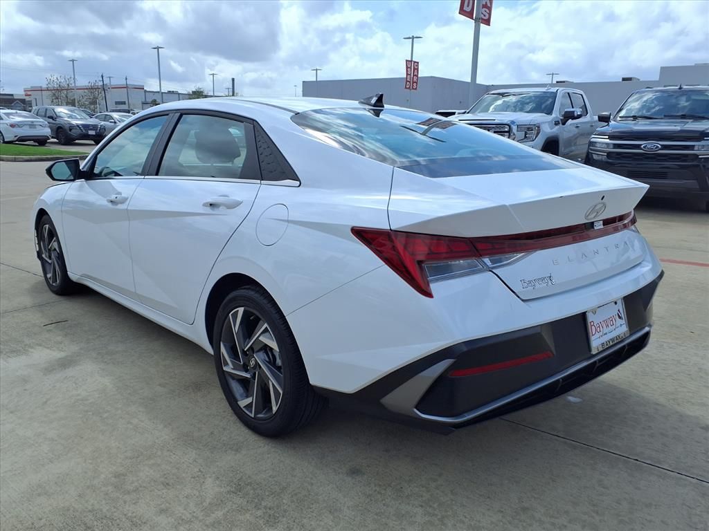 2025 Hyundai Elantra SEL Convenience White at DeMontrond Gulf Freeway