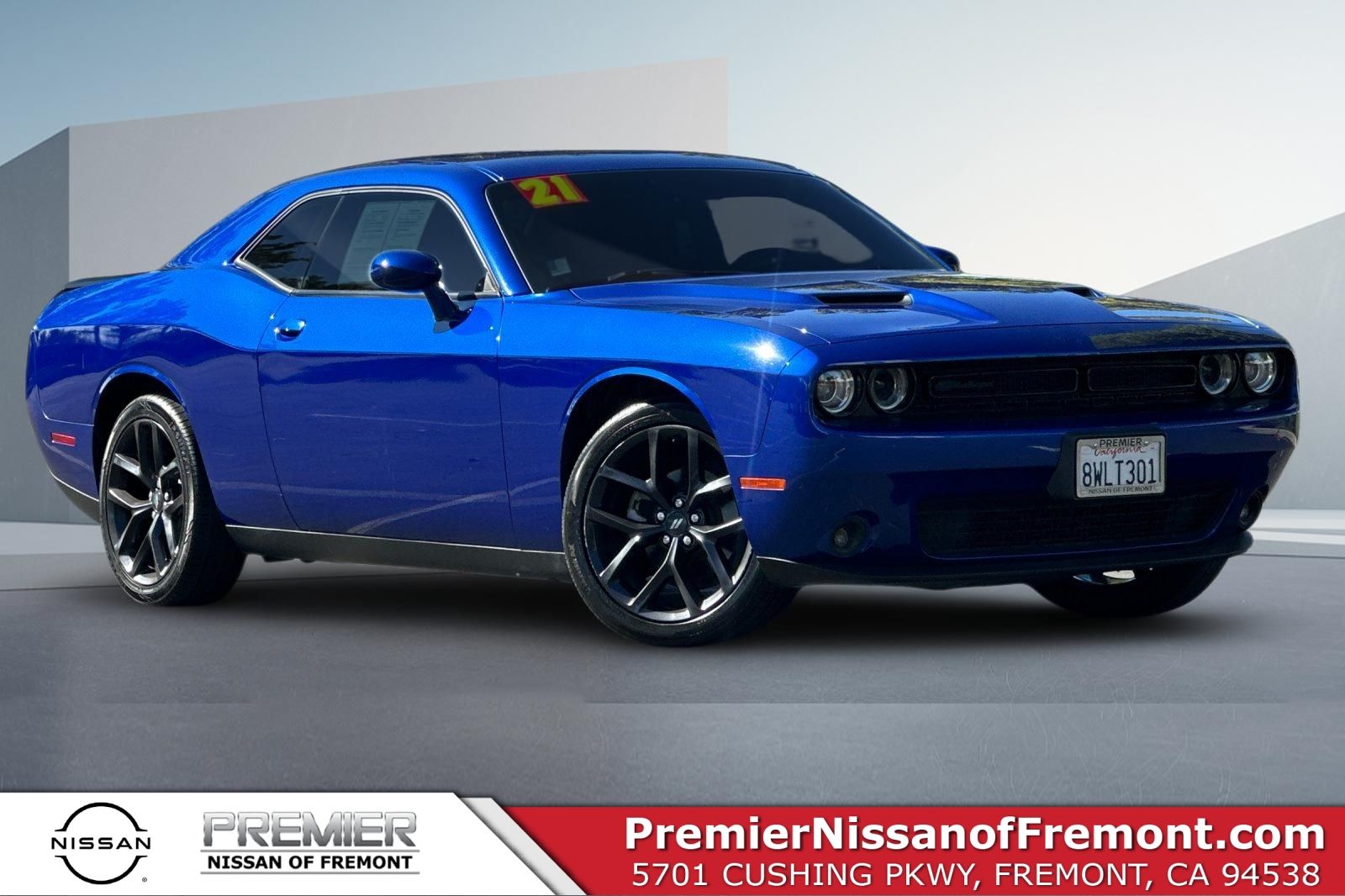 2021 Dodge Challenger SXT RWD