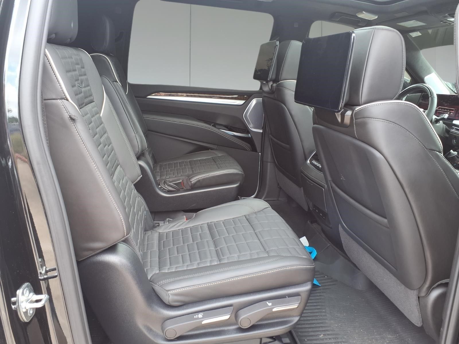 2025 Cadillac Escalade ESV Sport Platinum Black at Bayway Cadillac of The Woodlands