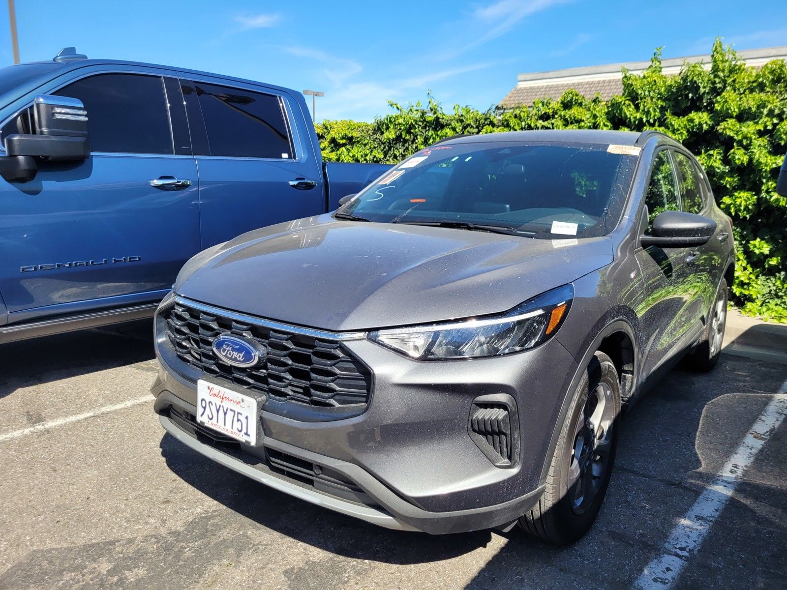 2025 Ford Escape ST-Line AWD