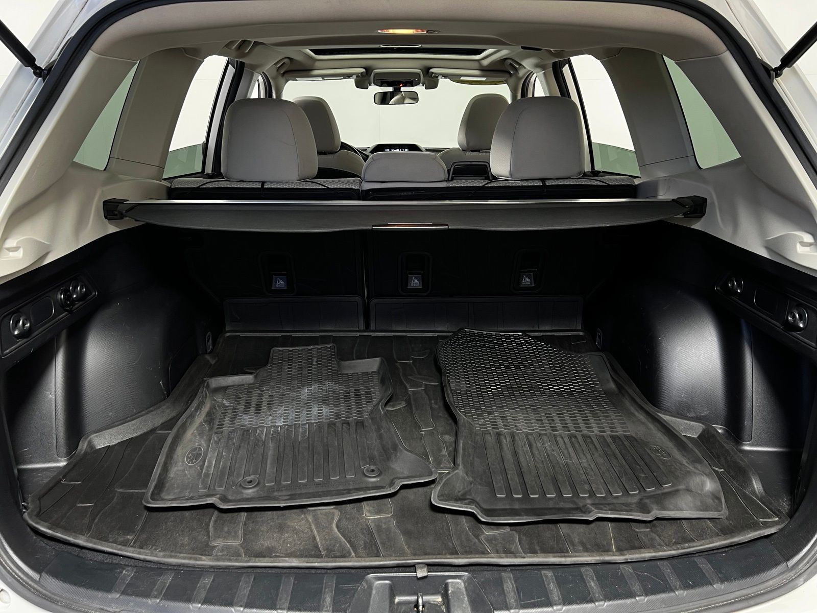 Thumbnail: 2020 Subaru Forester - 26