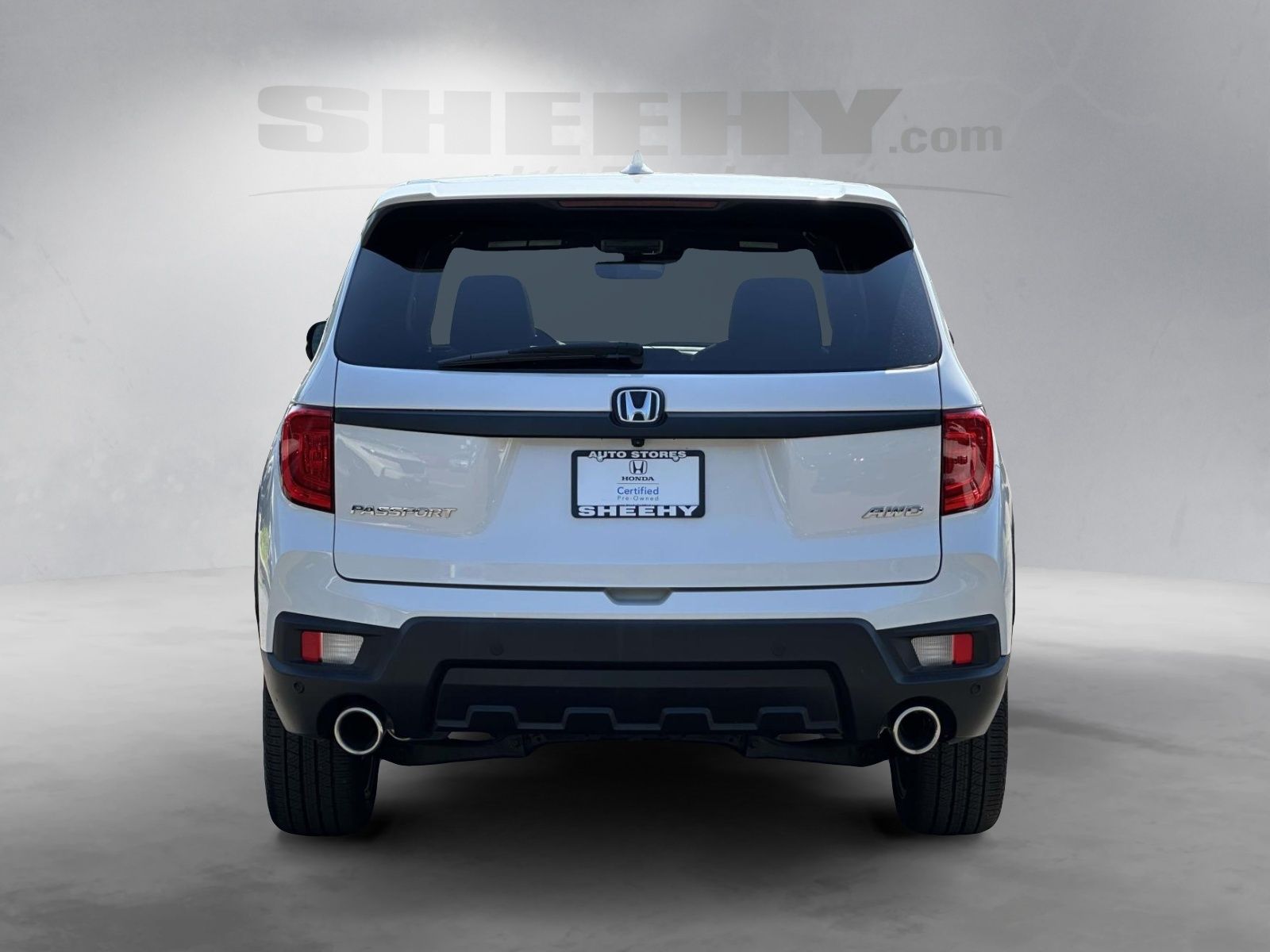 Used 2023 White Honda EX-L image 13