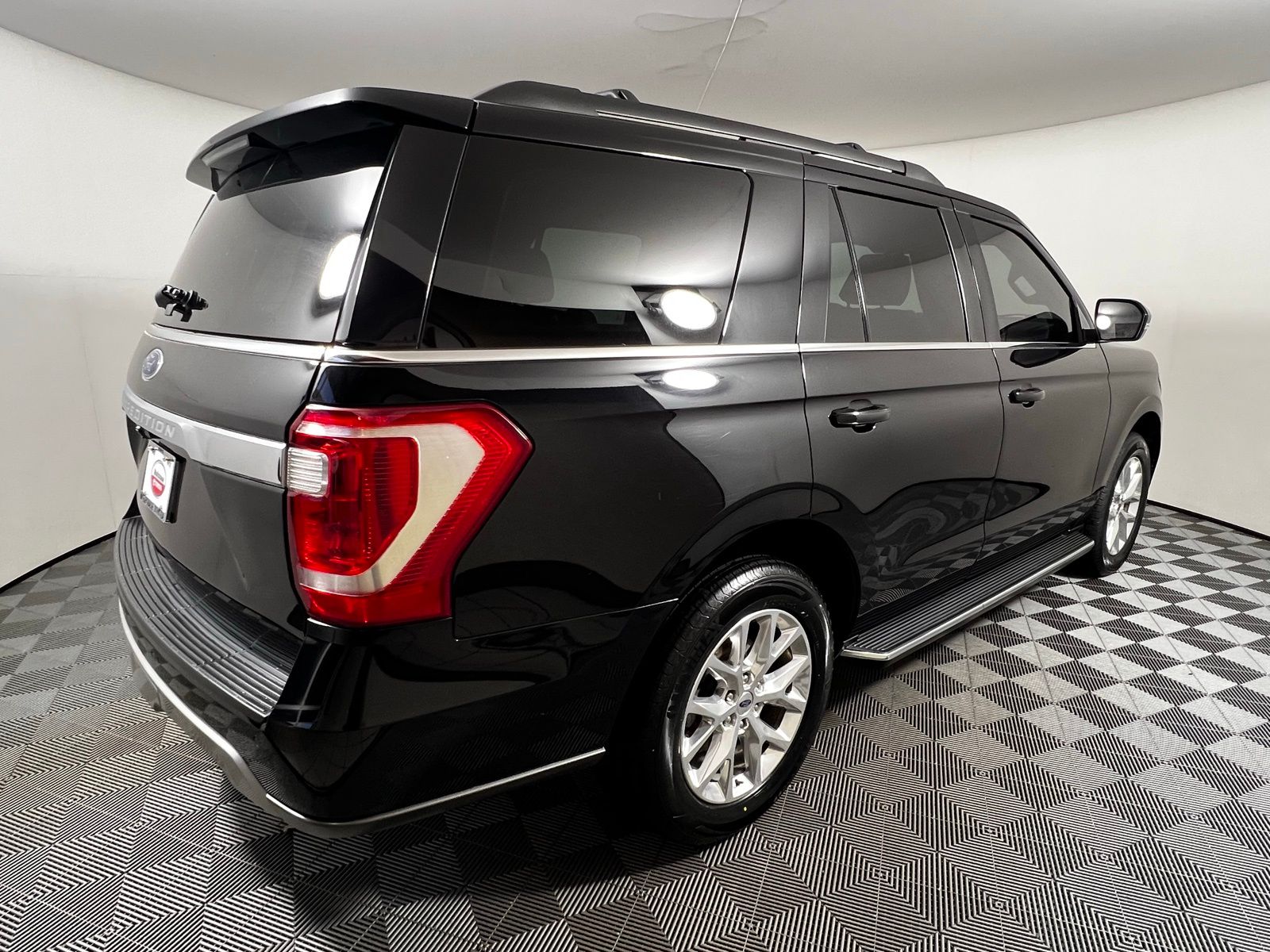 Thumbnail: 2021 Ford Expedition - 5